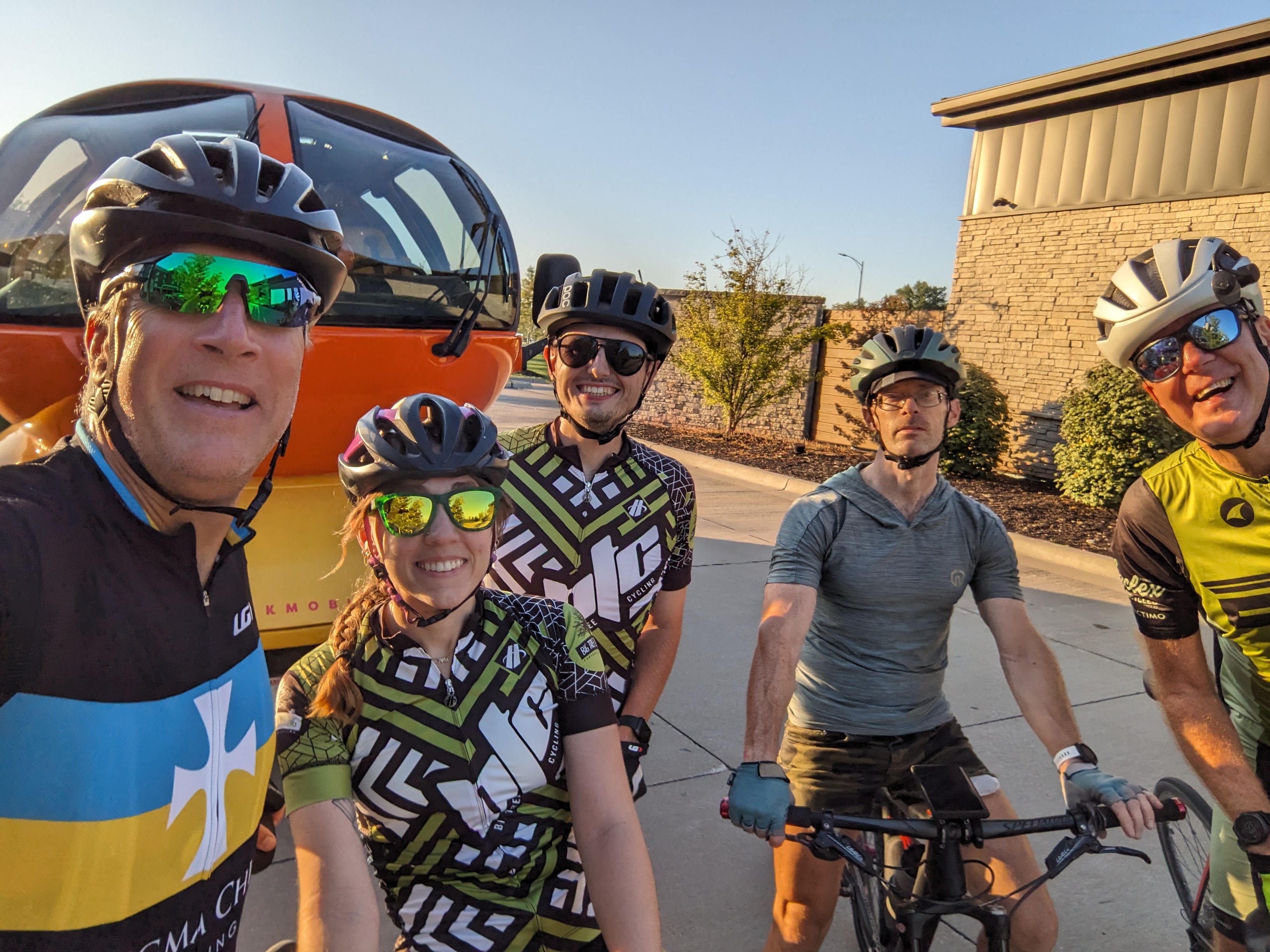 PXL 20230830 235333956.MP