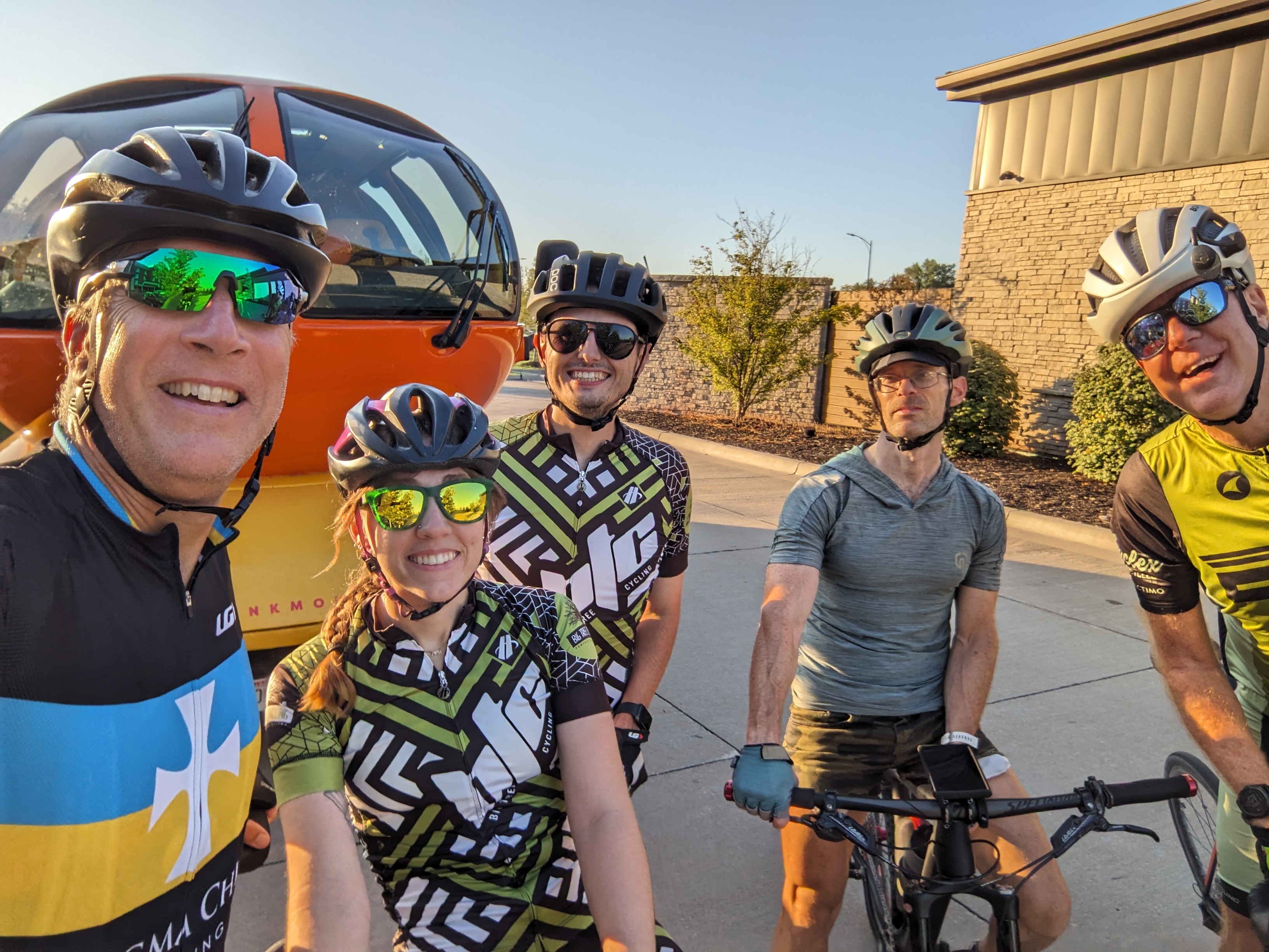 PXL 20230830 235335532.MP