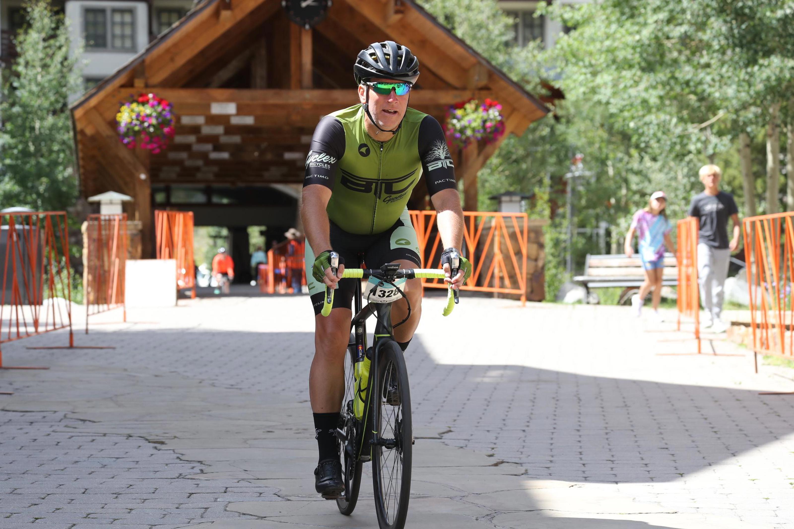 16 m FPIX 3 01156337 DIGITAL HIGHRES 7051 048913 31304187