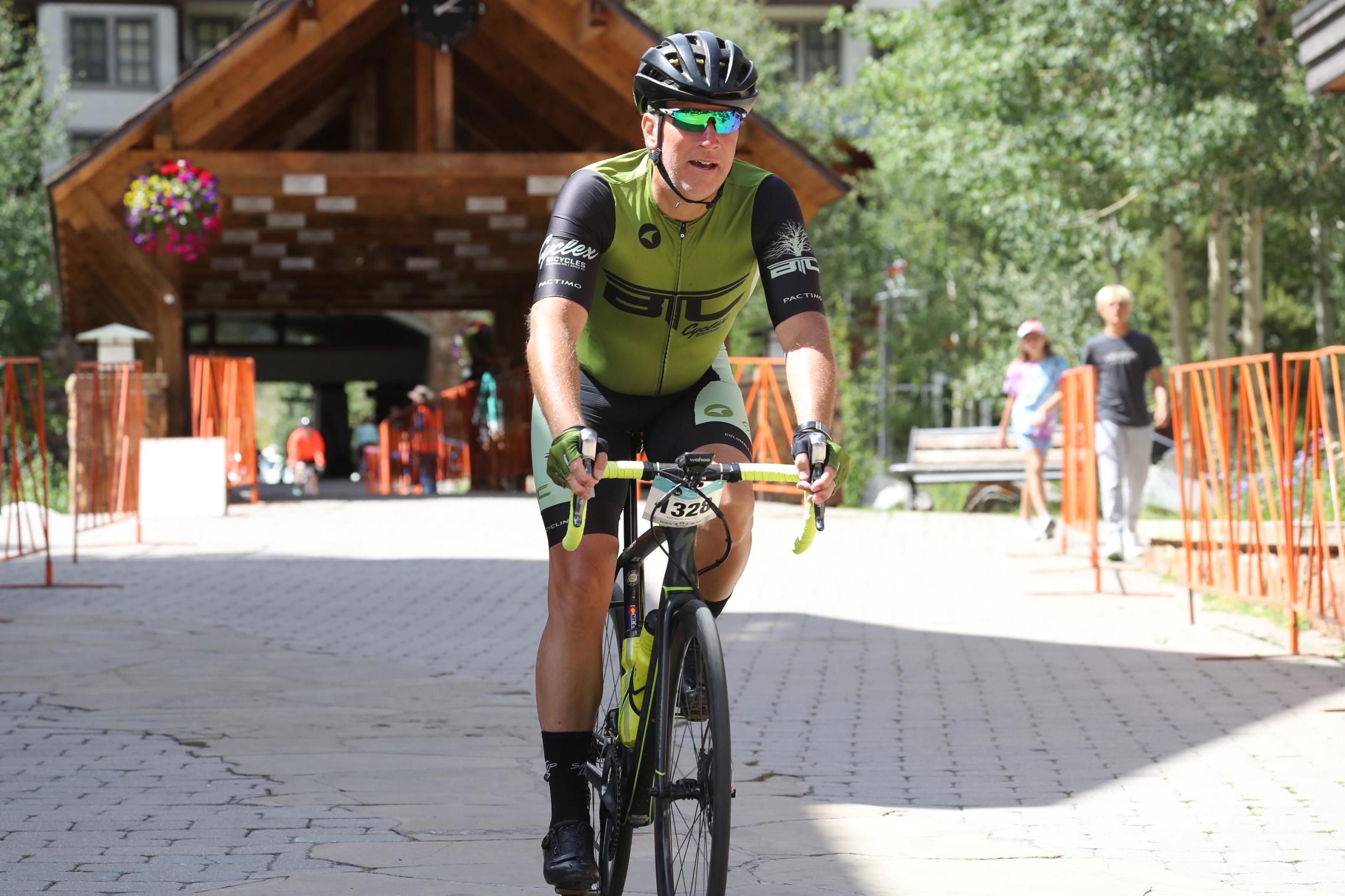 18 m FPIX 3 01156337 DIGITAL HIGHRES 7051 048915 31304189