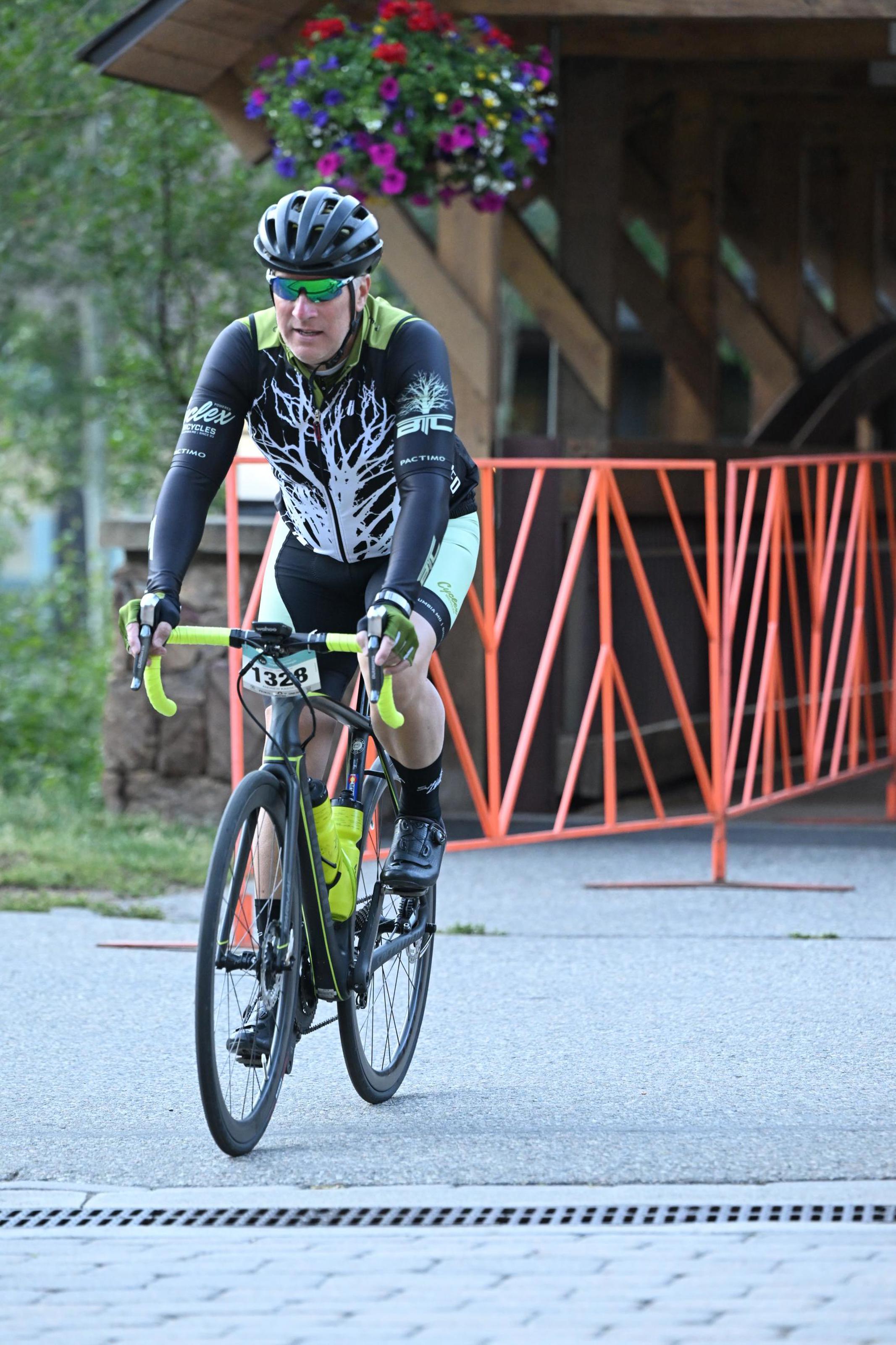 4 m FPIX 3 01156337 DIGITAL HIGHRES 7051 002104 31304175