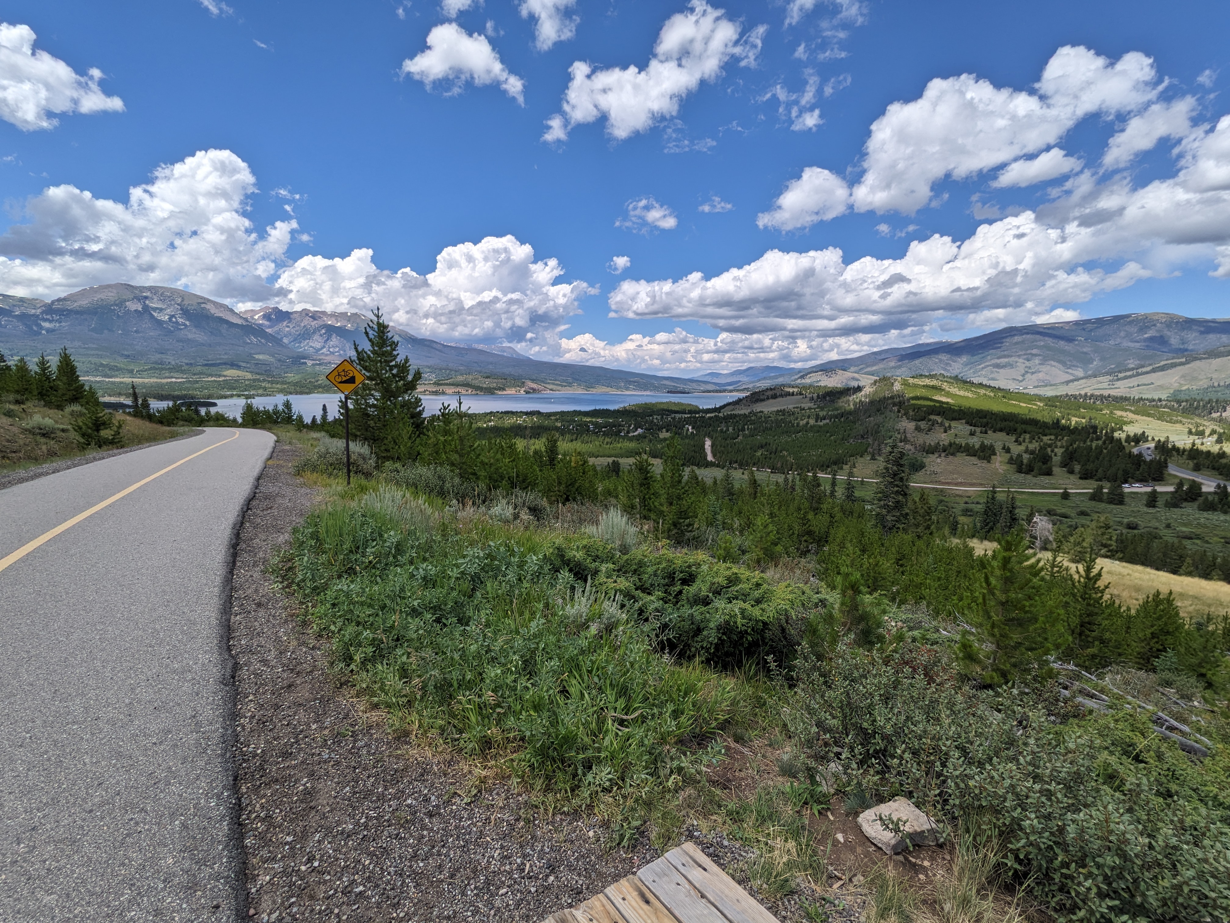 PXL 20230803 194554959