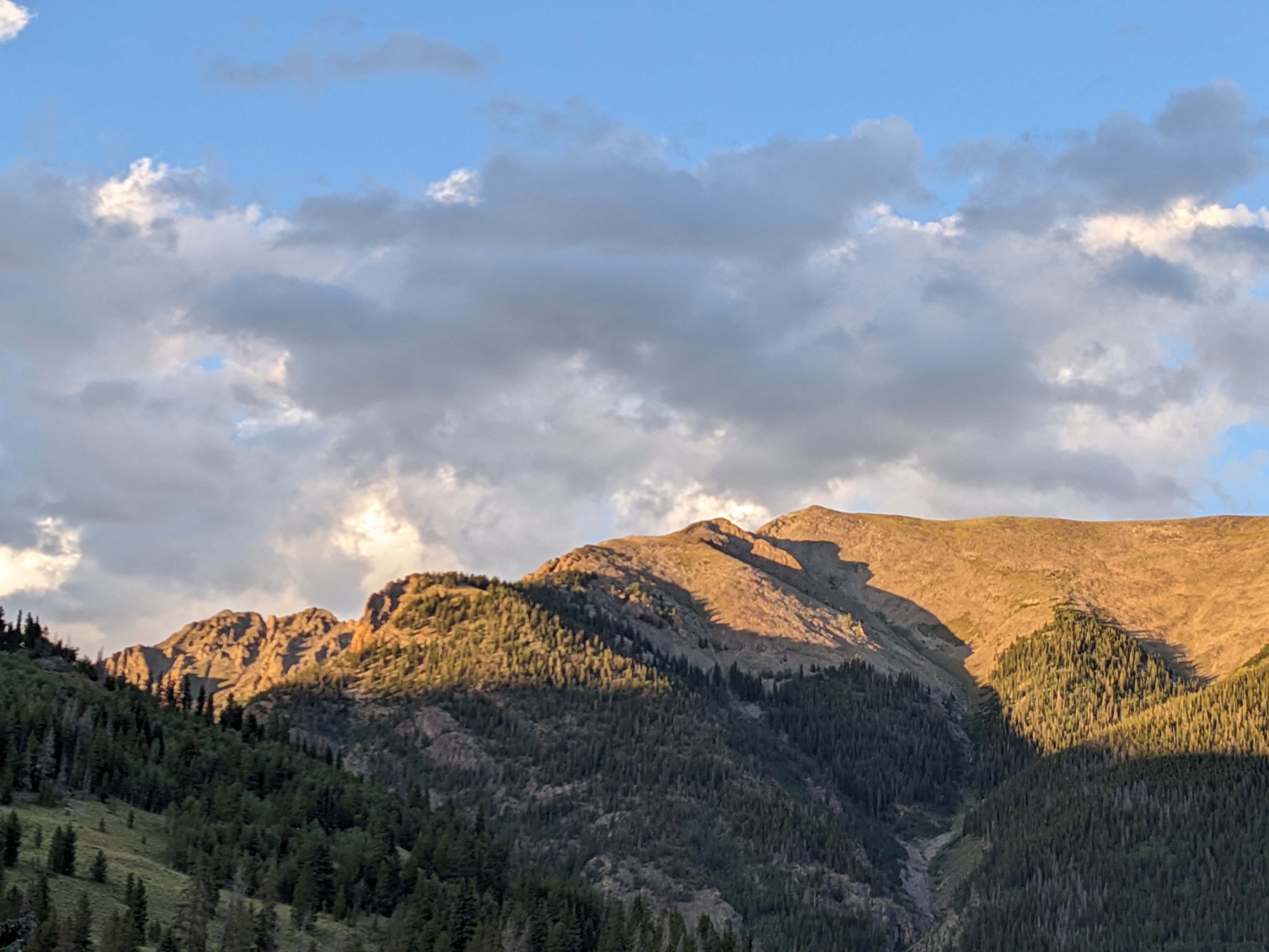 PXL 20230806 015346388