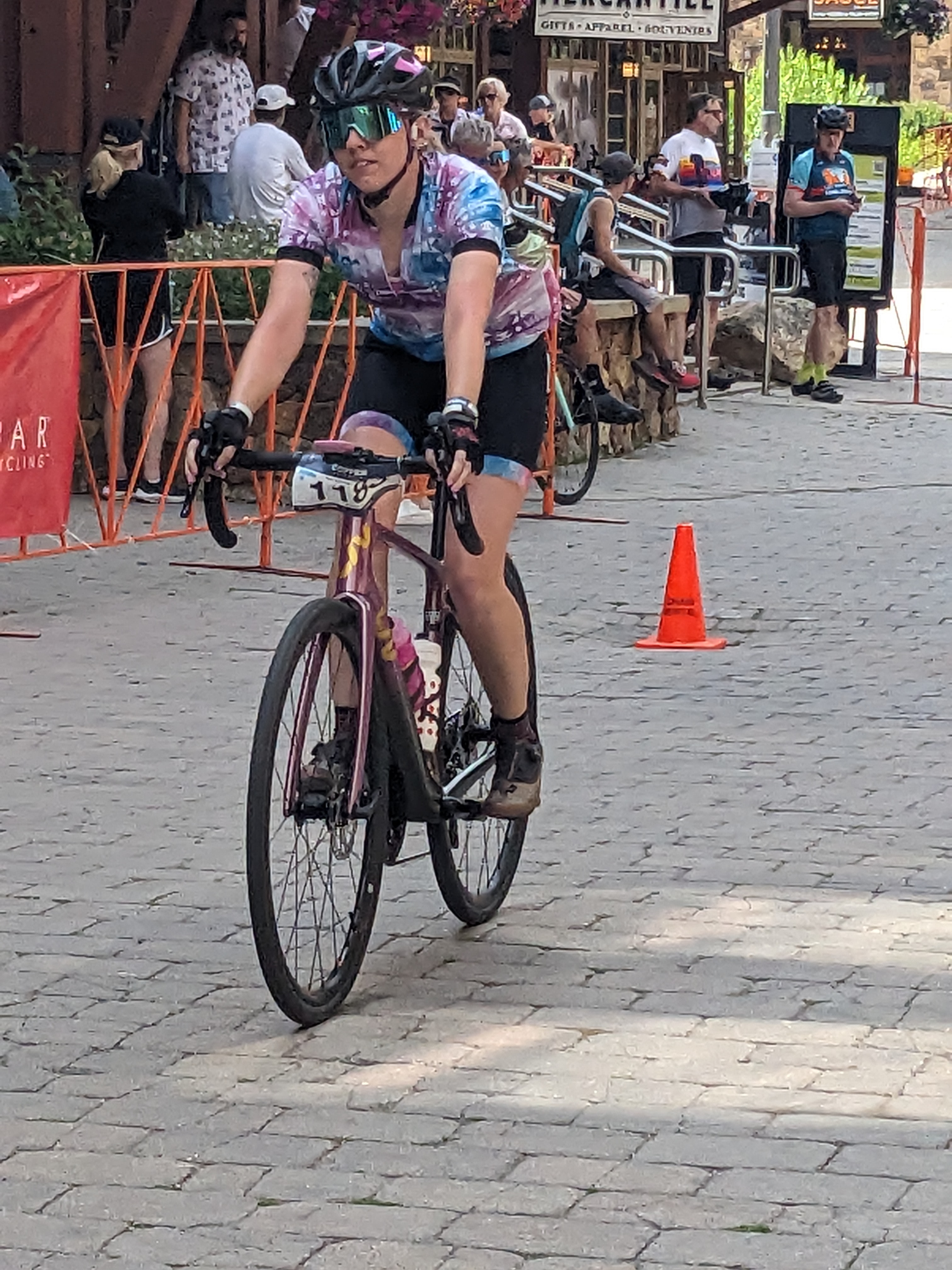 PXL 20240803 210823127