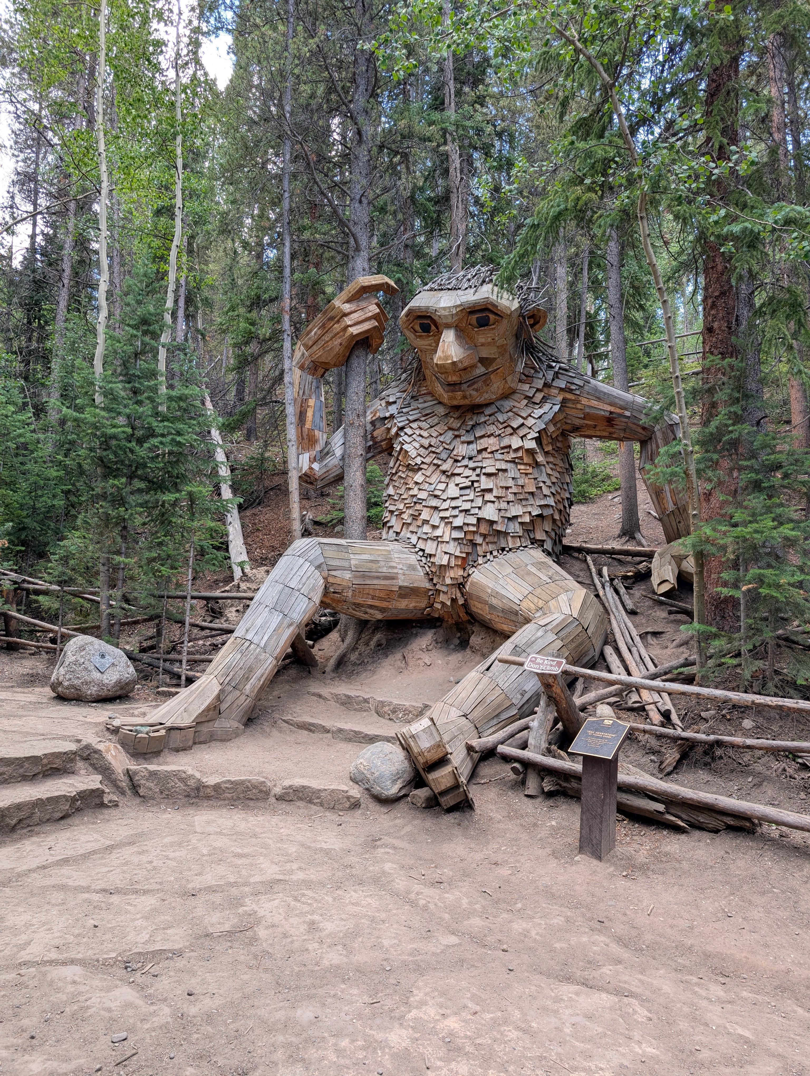 PXL 20250803 210736301