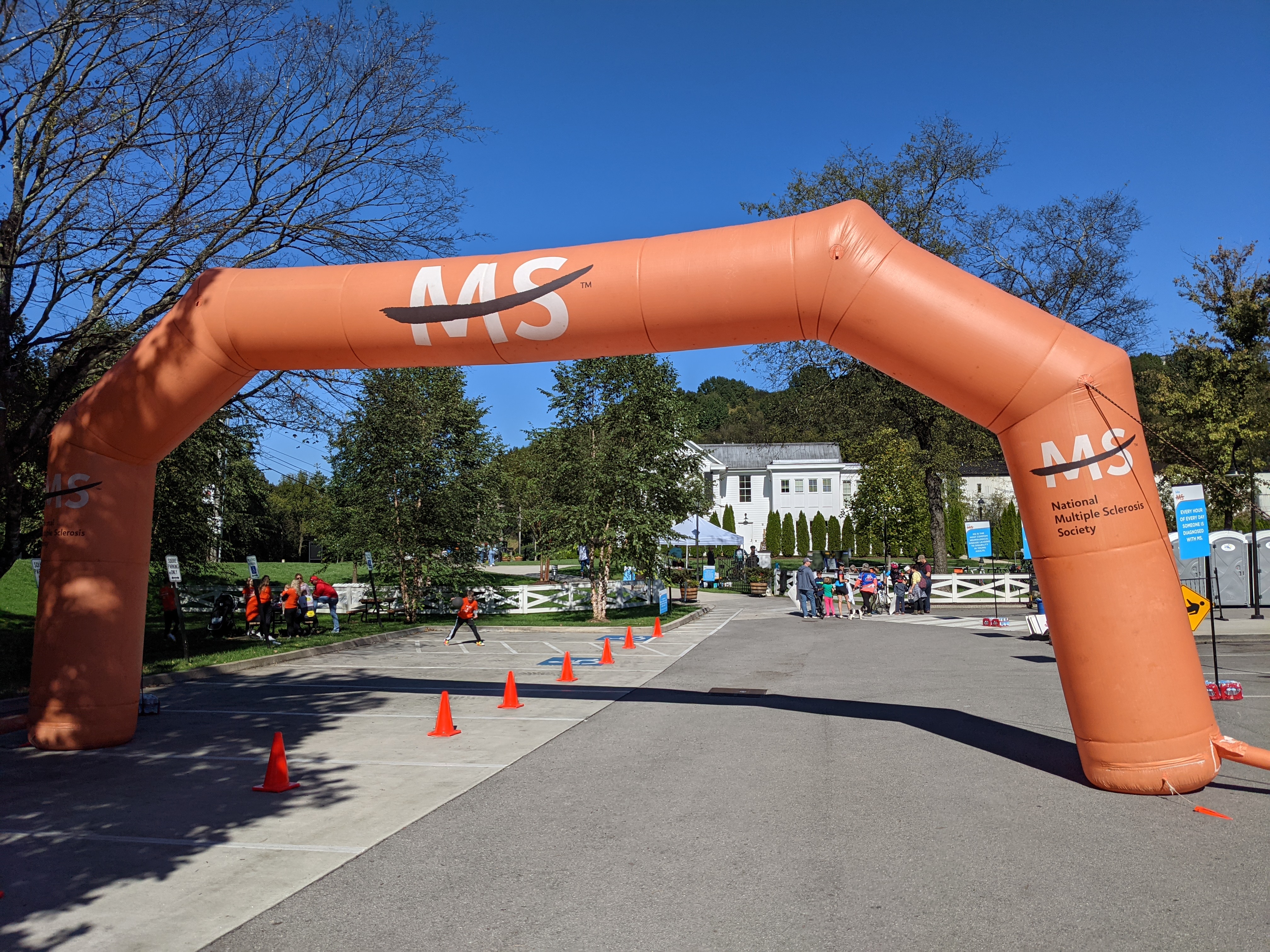 PXL 20211016 192433598