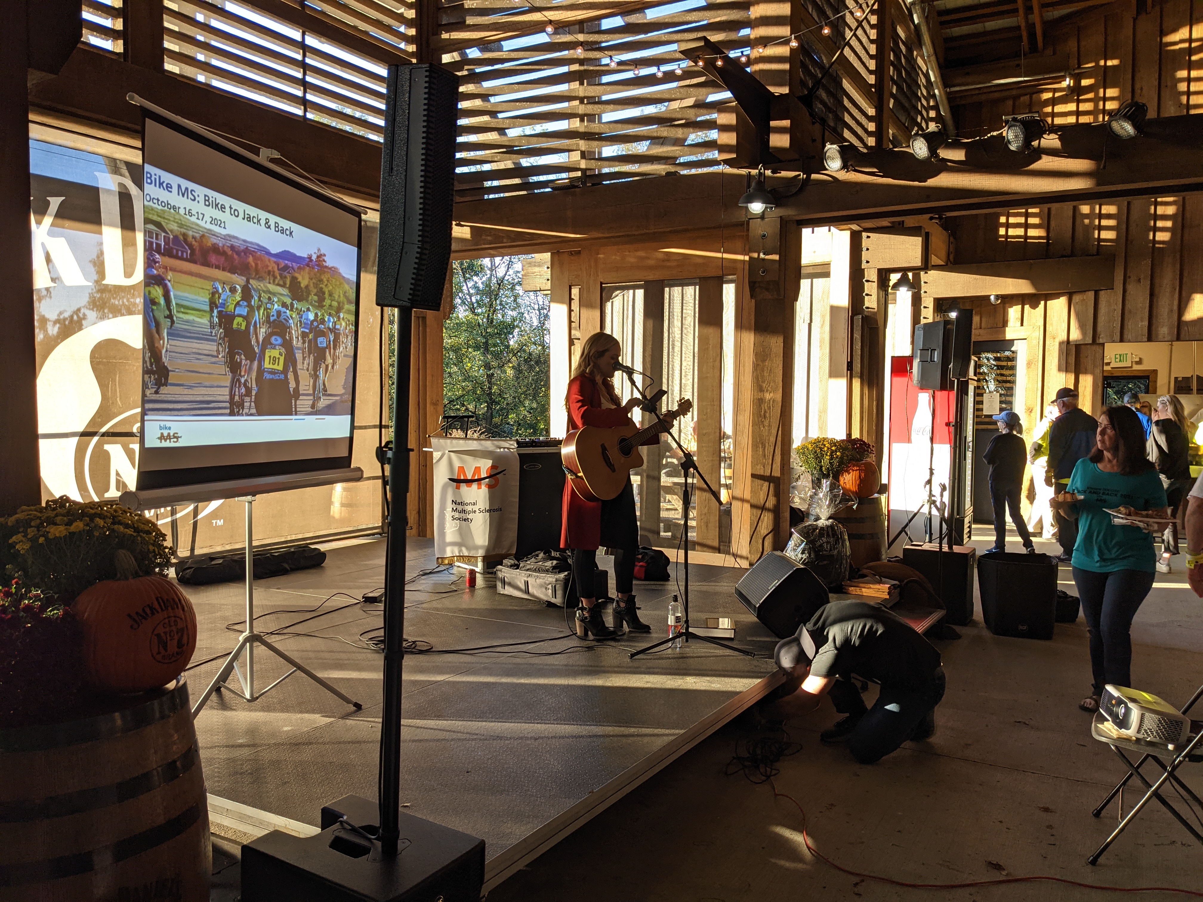 PXL 20211016 222011684.MP