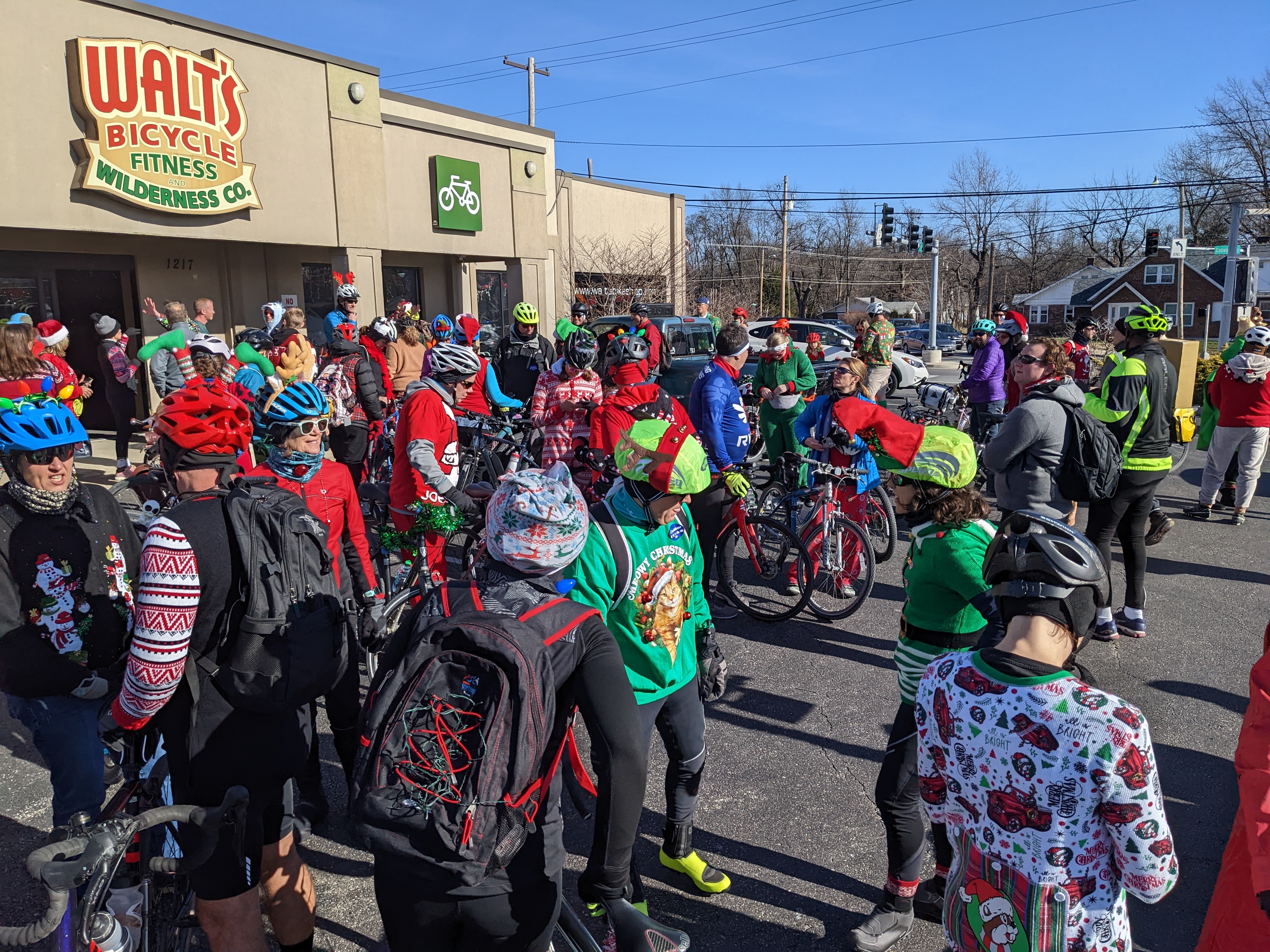 PXL 20221203 175812968