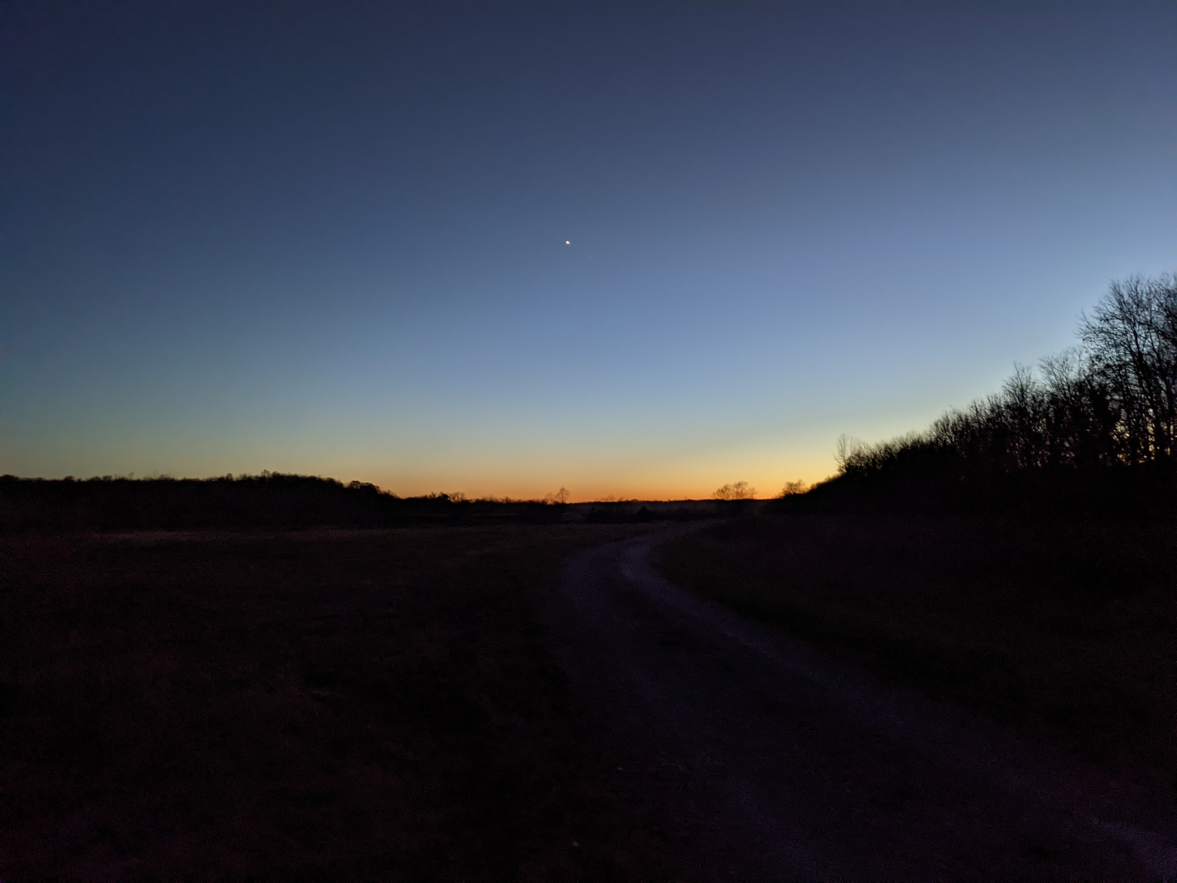 PXL 20211121 233322799