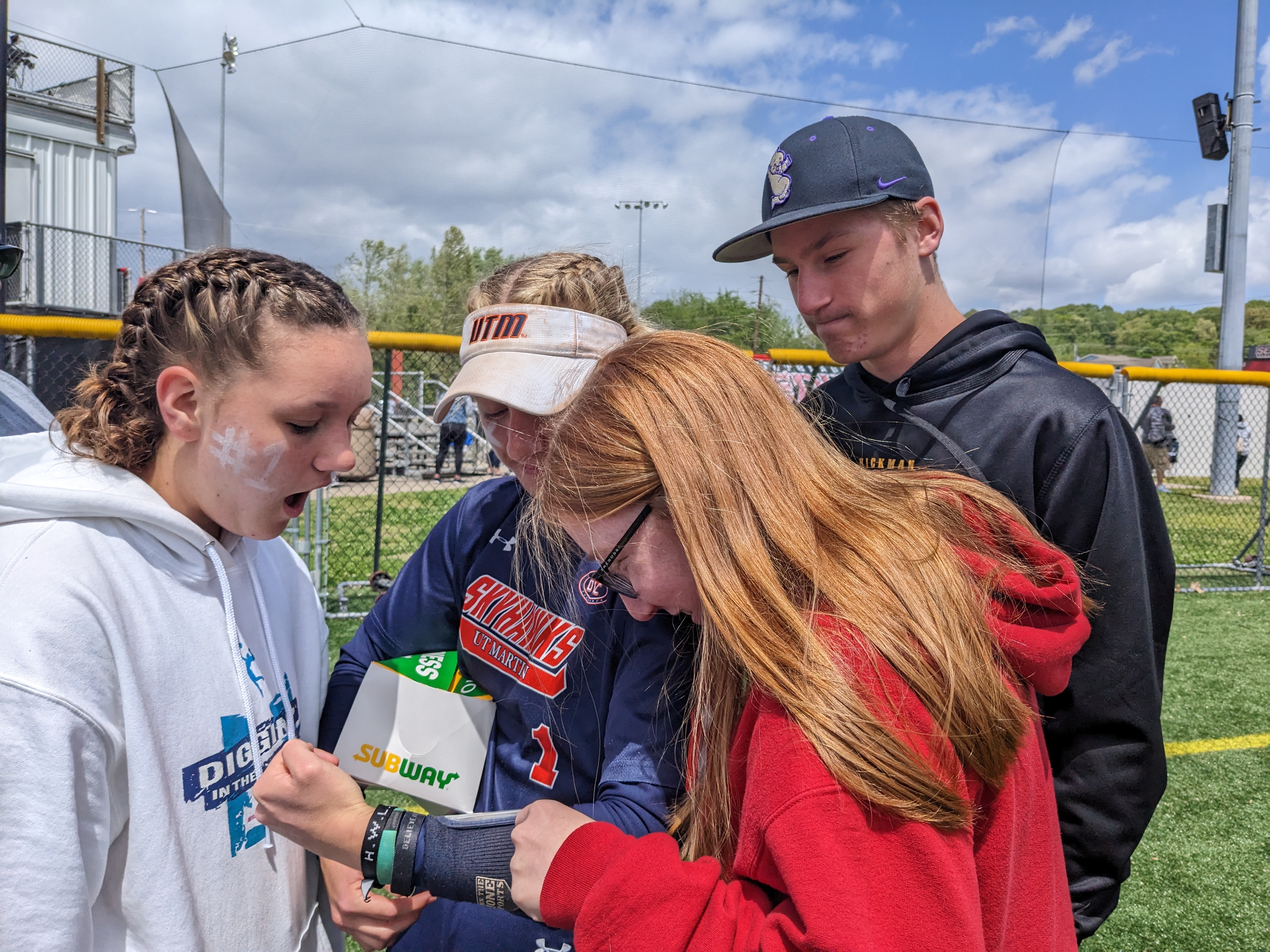 PXL 20230430 183245979