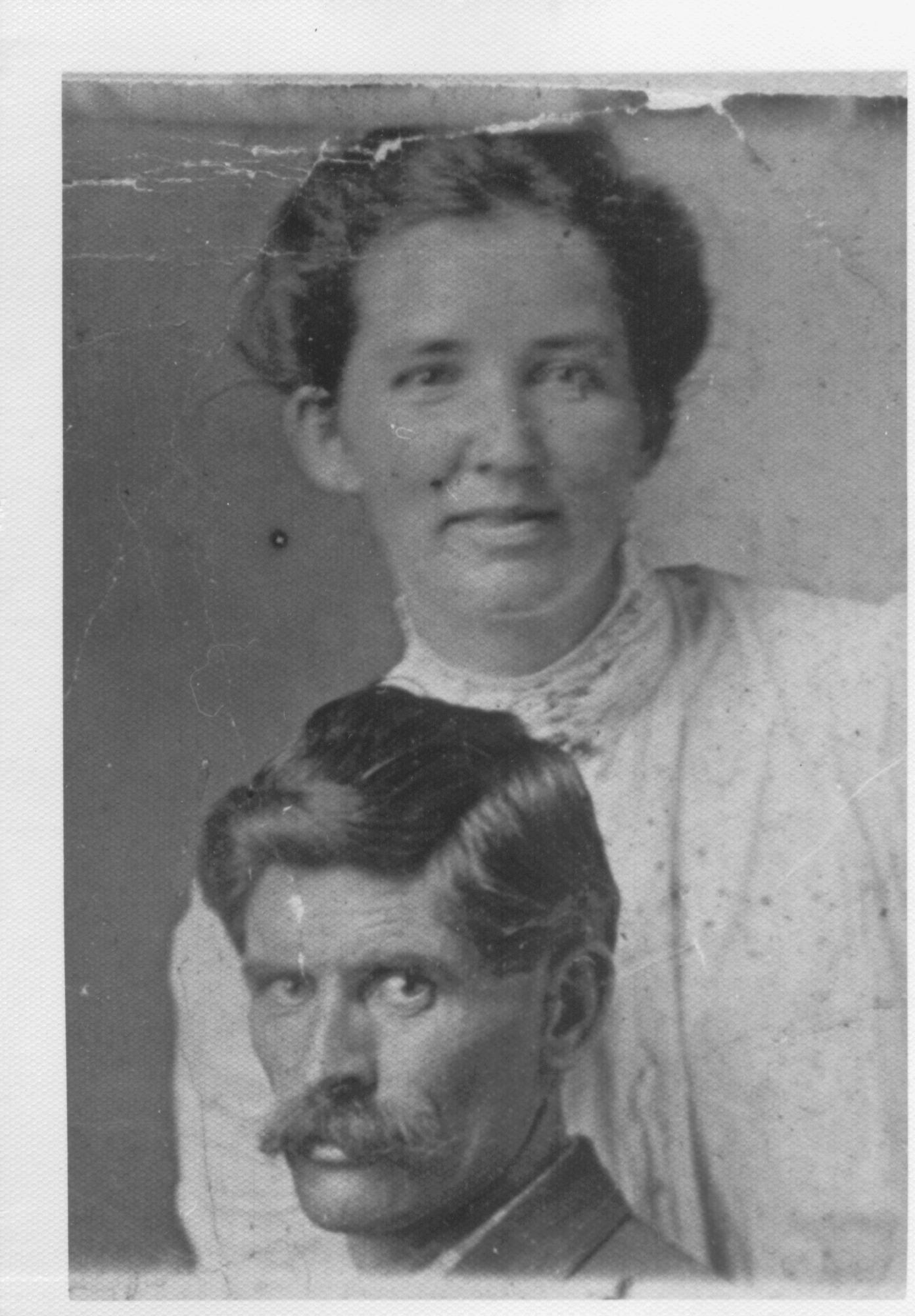 SallieandBraxton.Elliott 1909