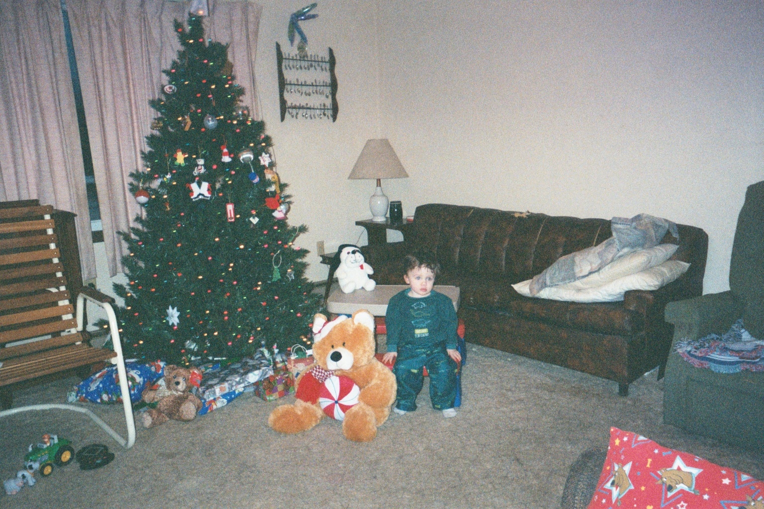 Thomas   Christmas 2005