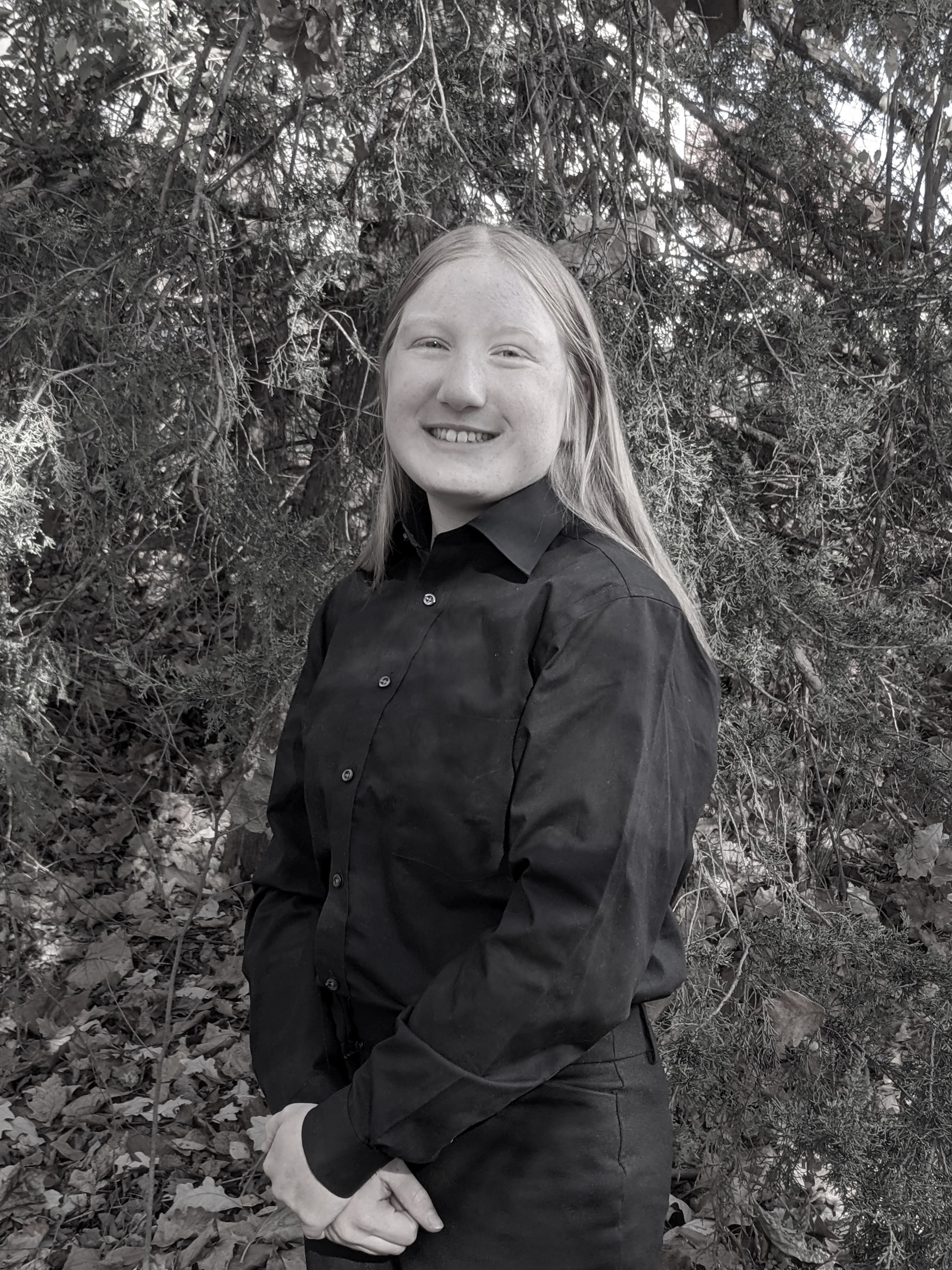 PXL 20211114 200103025 BW