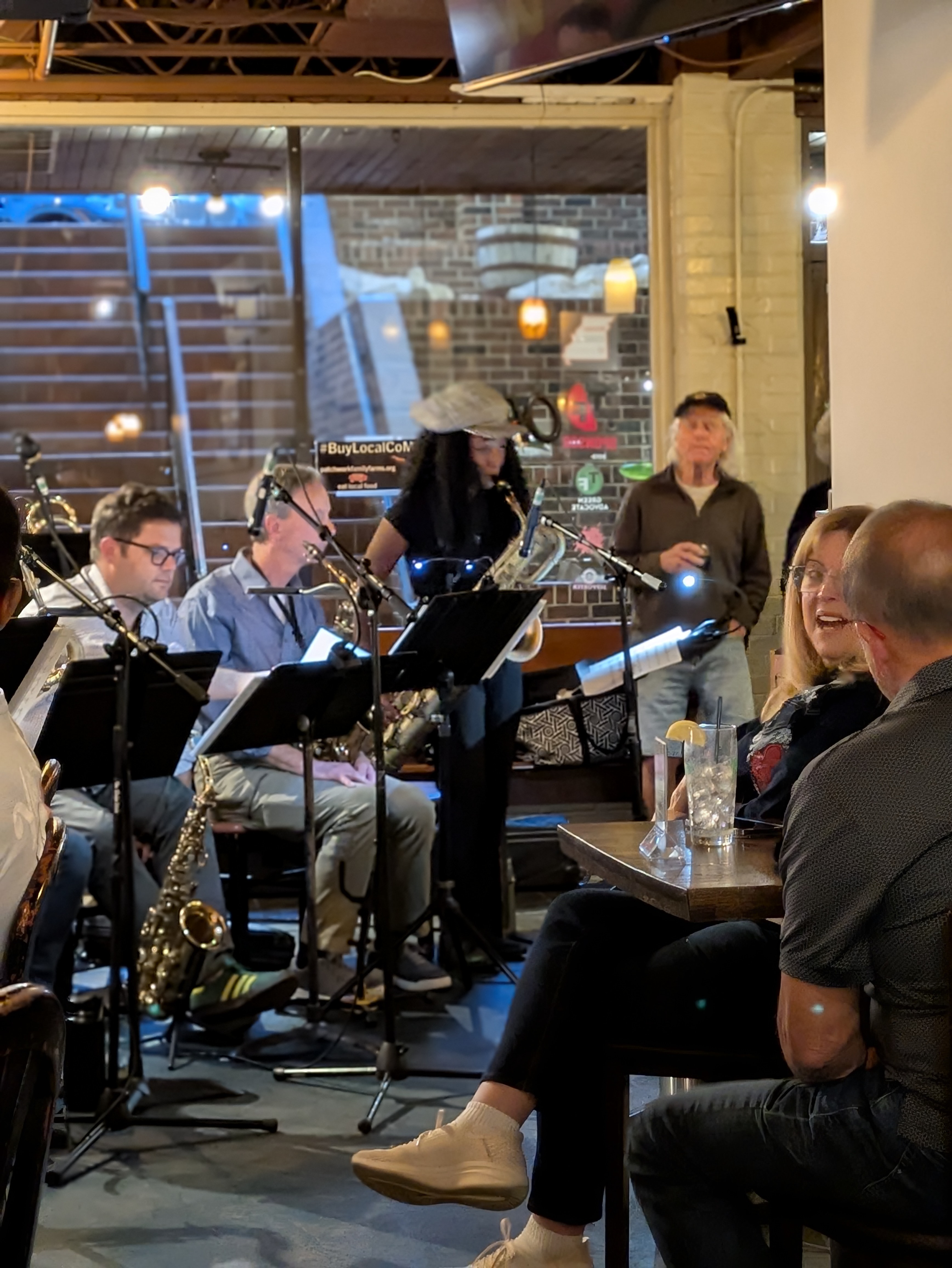 PXL 20250527 012119435.PORTRAIT