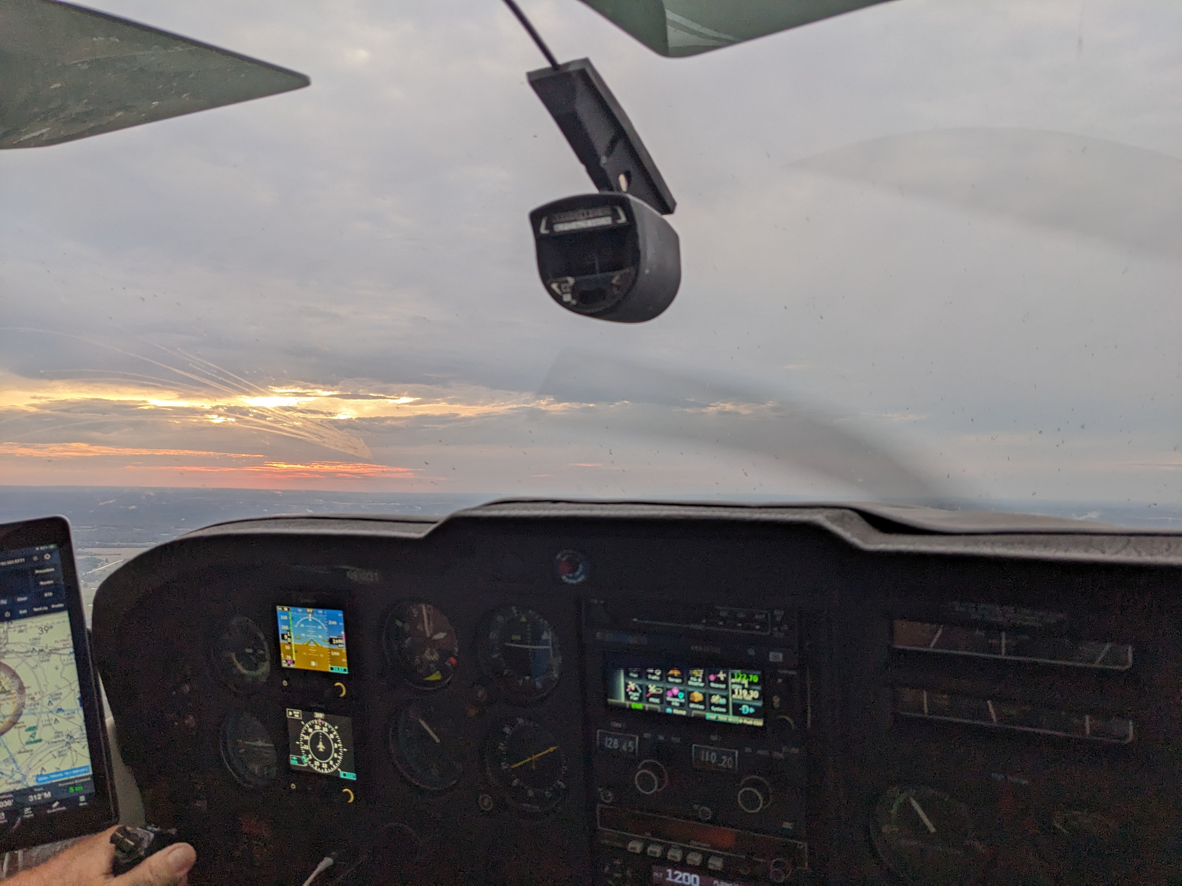 PXL 20231003 232152979.MP