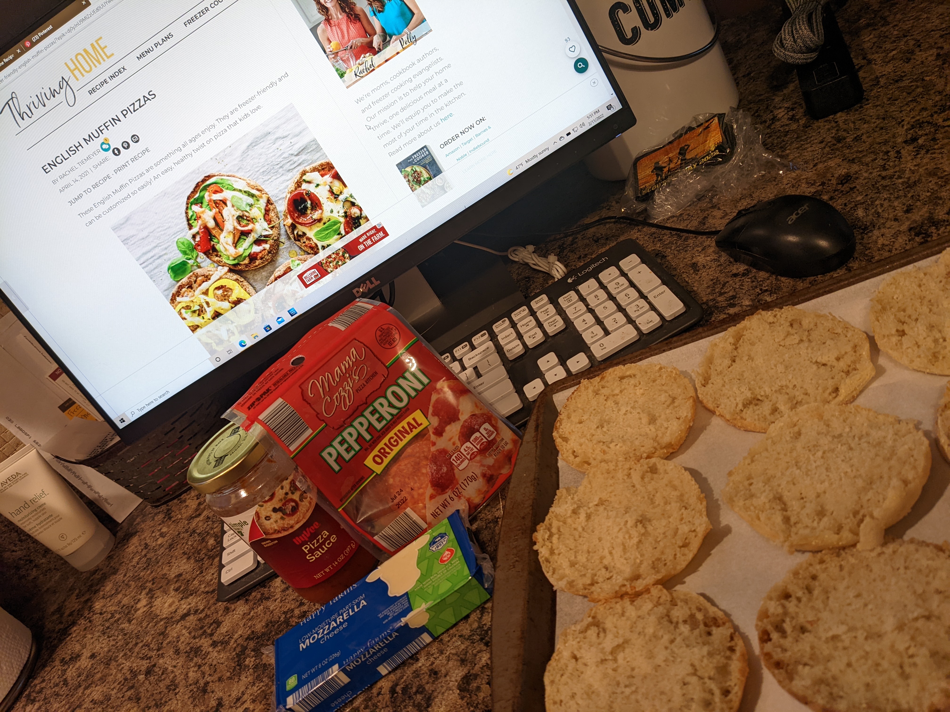 PXL 20220211 235110630