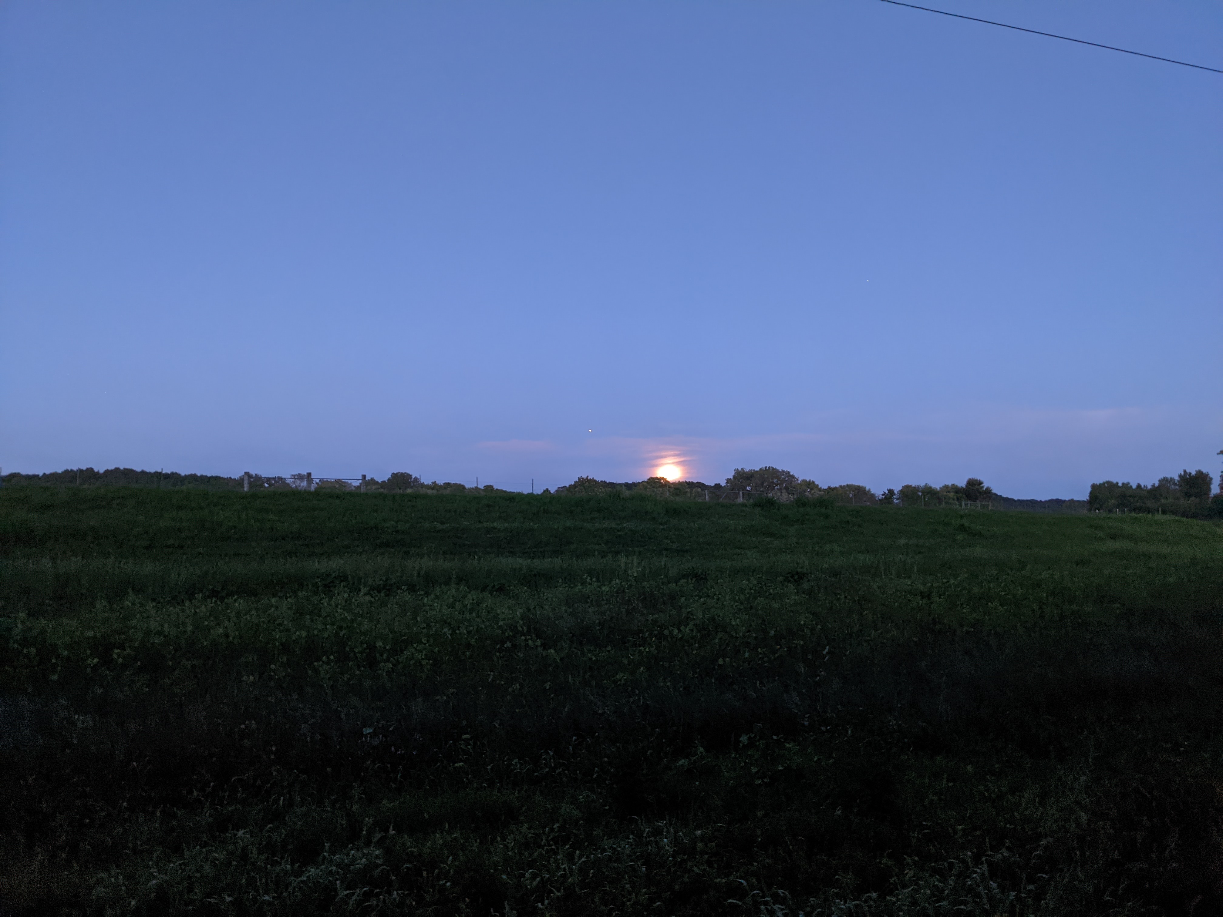 PXL 20210822 012619156