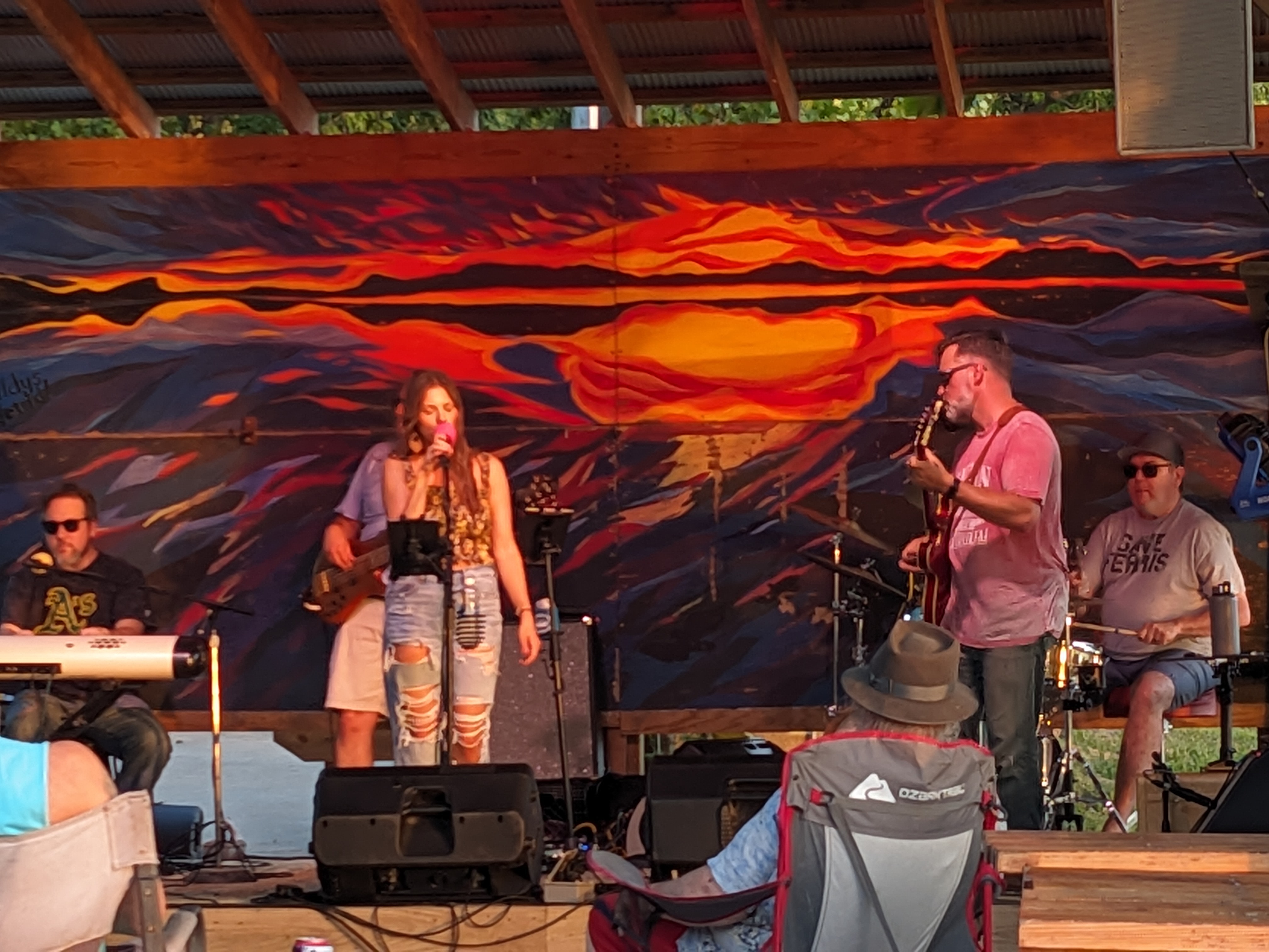 PXL 20230729 010800670