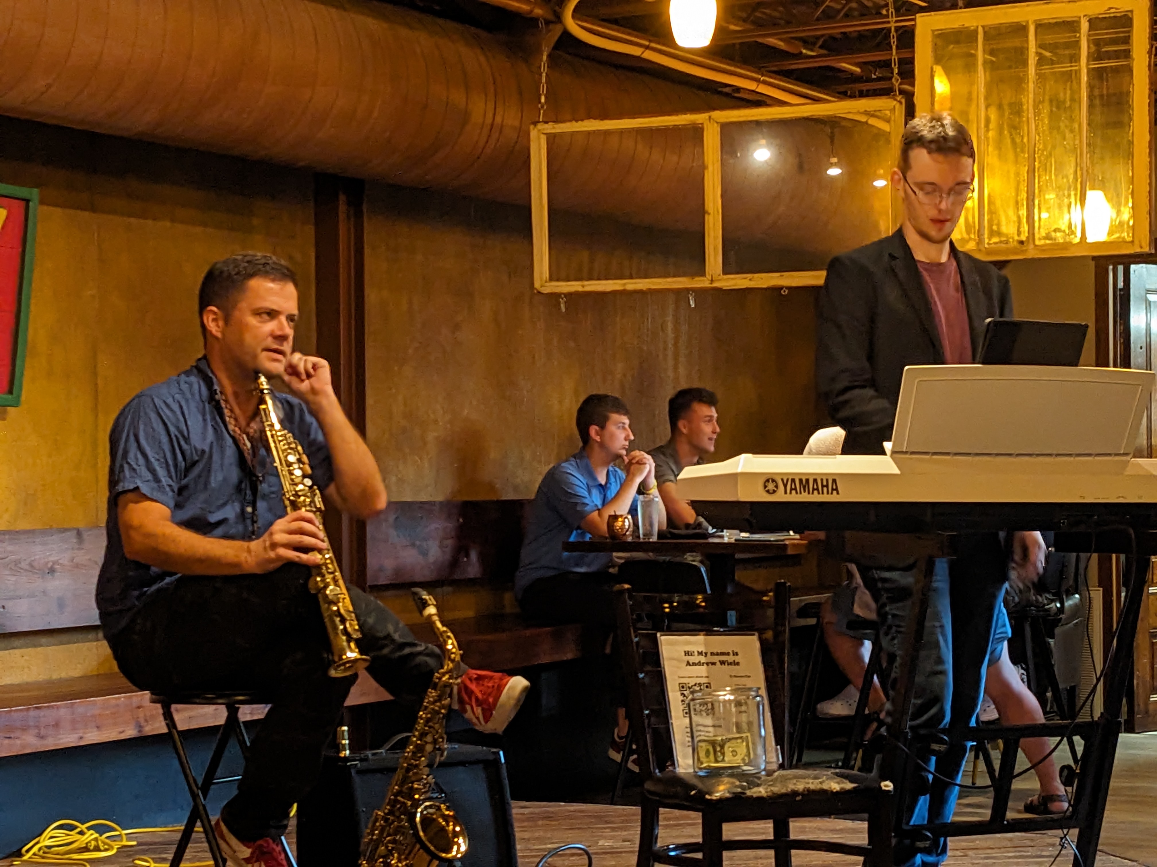 PXL 20230810 000900625.MP