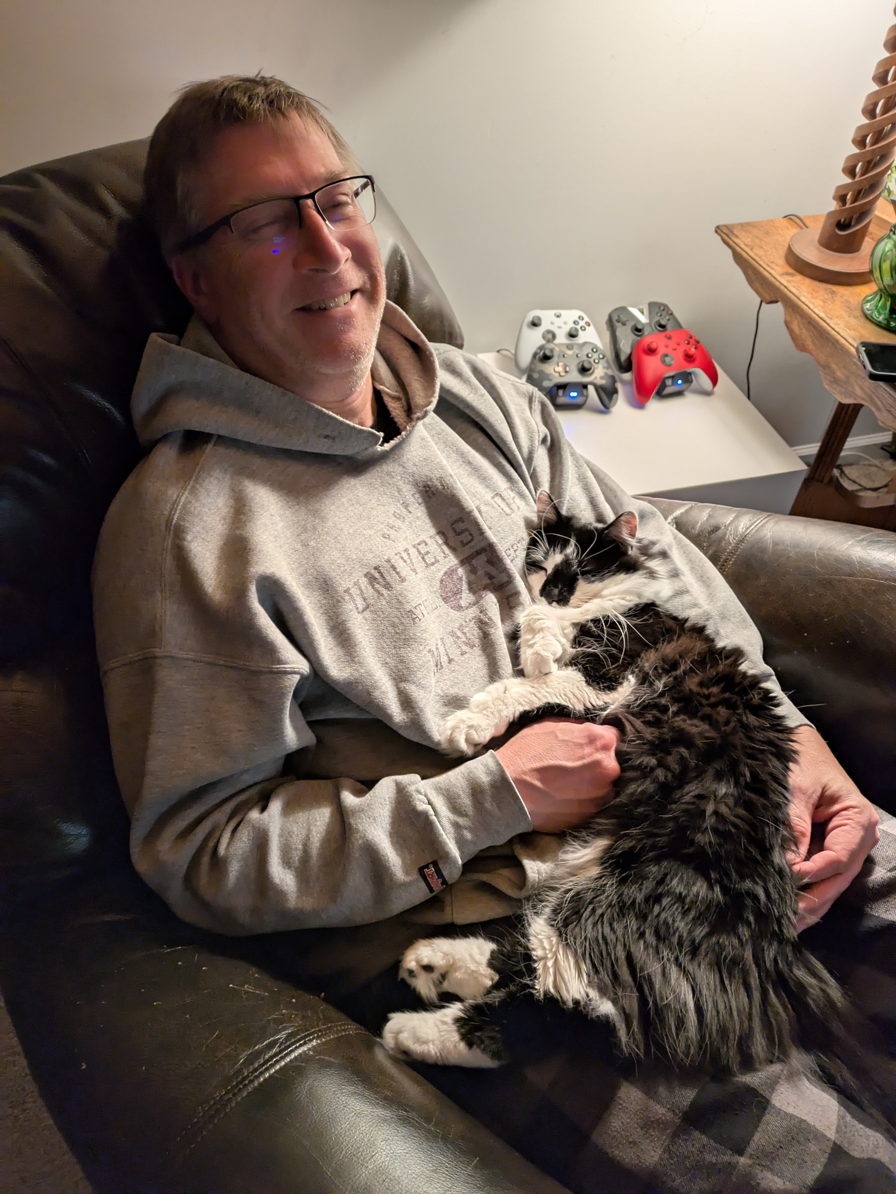 PXL 20250115 031244739.RAW 01.MP.COVER