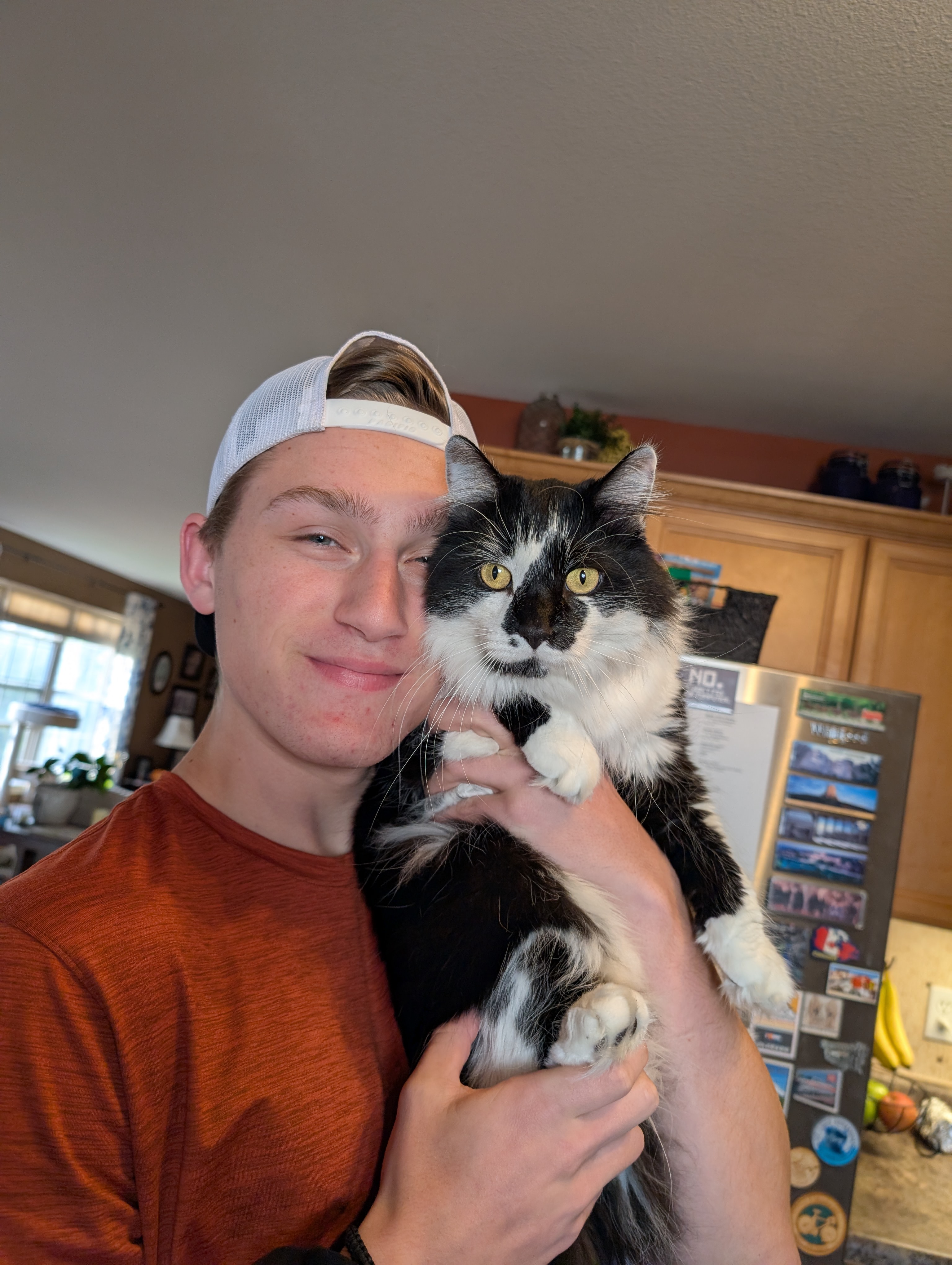 PXL 20250414 233457184