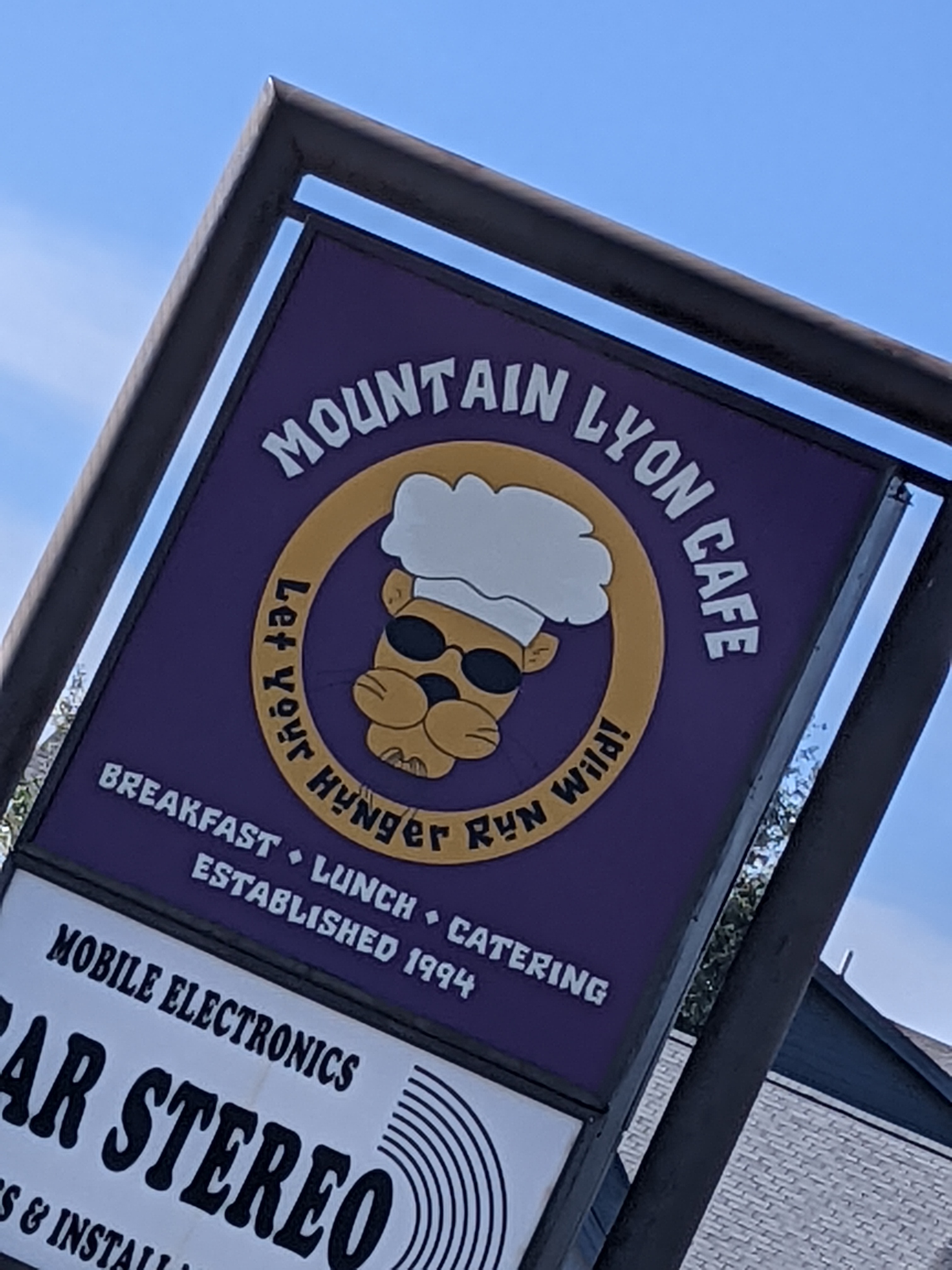 PXL 20220804 151035091.NIGHT