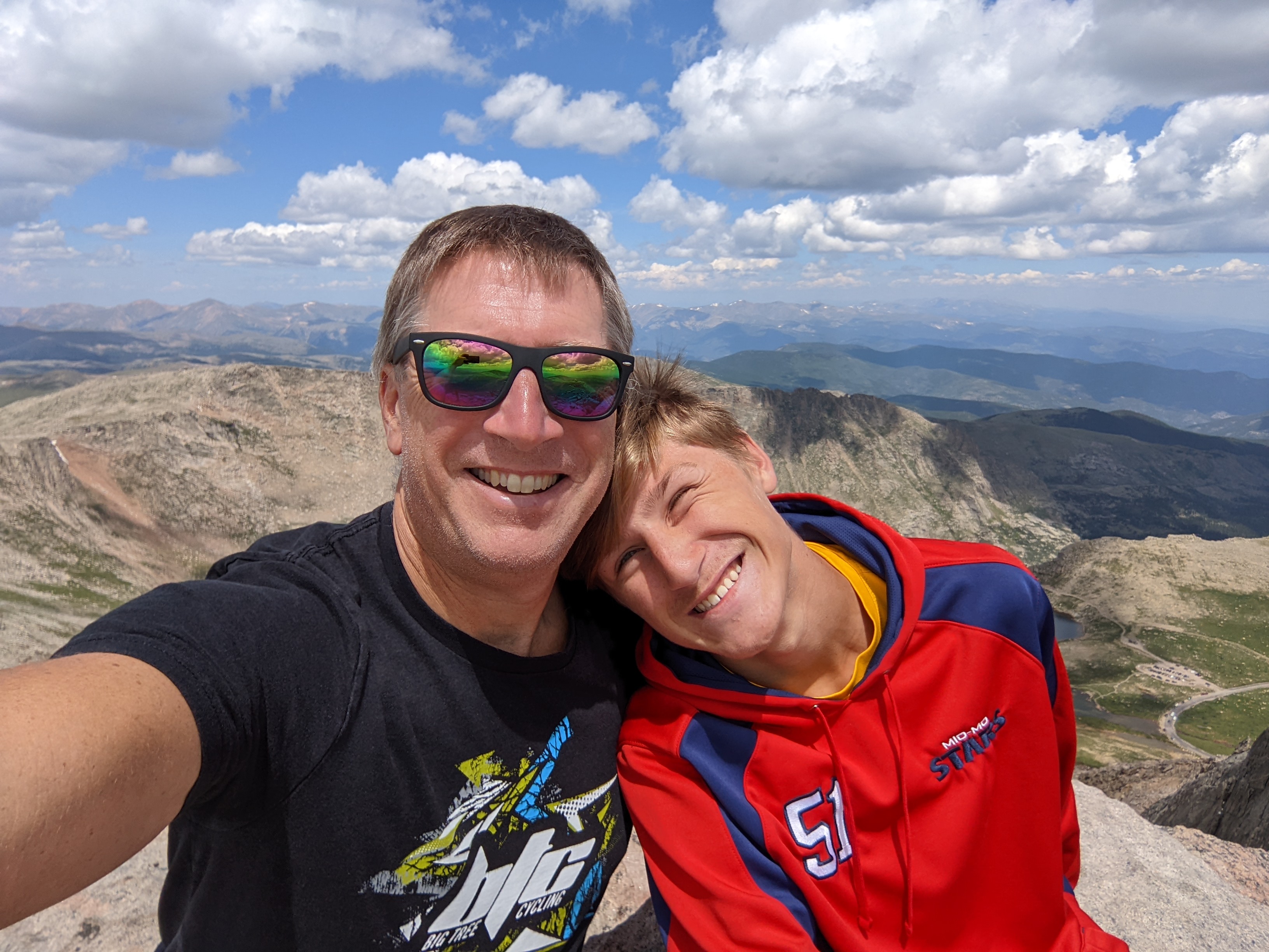 PXL 20220804 182456230.MP