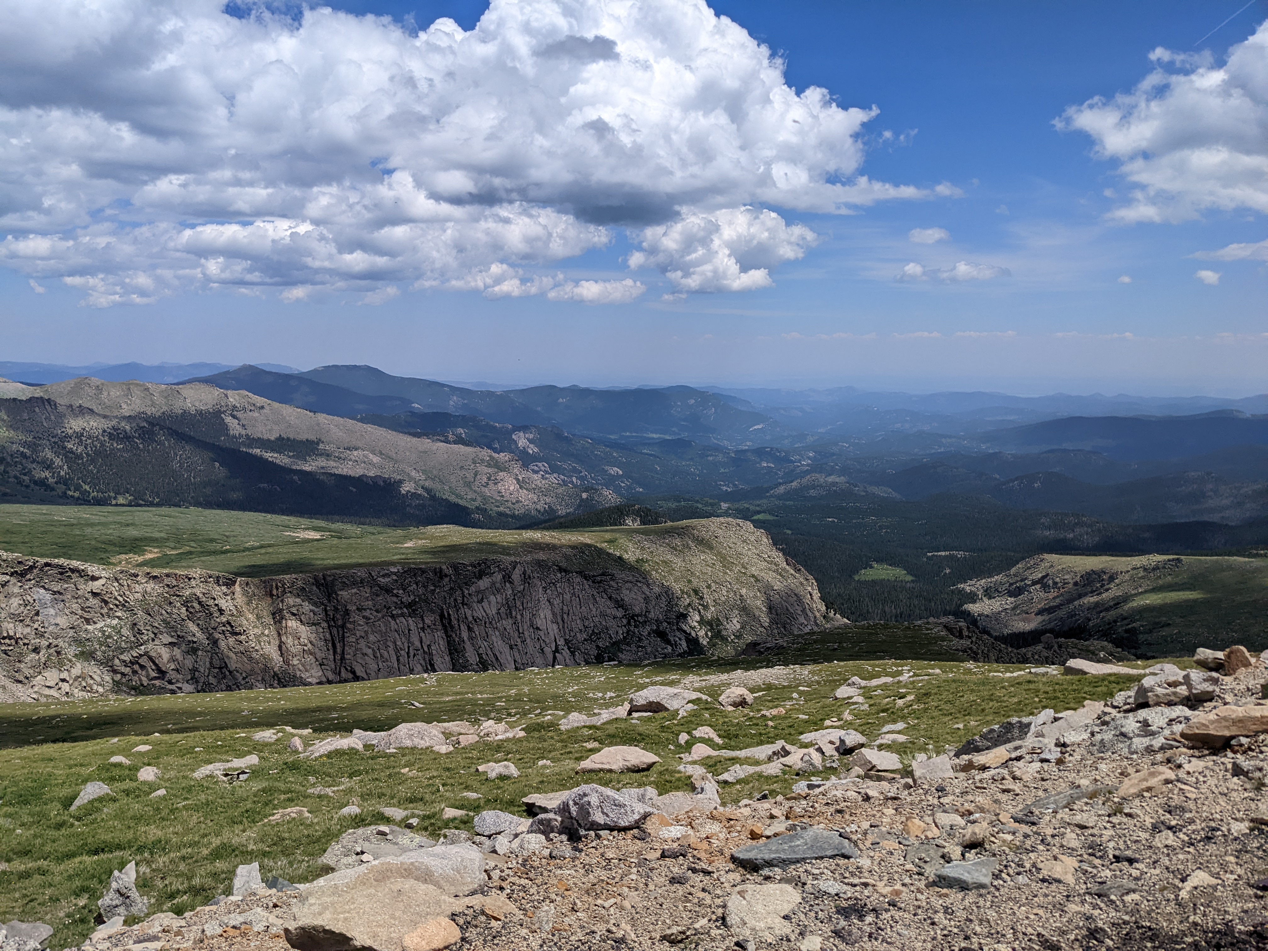 PXL 20220804 190356580