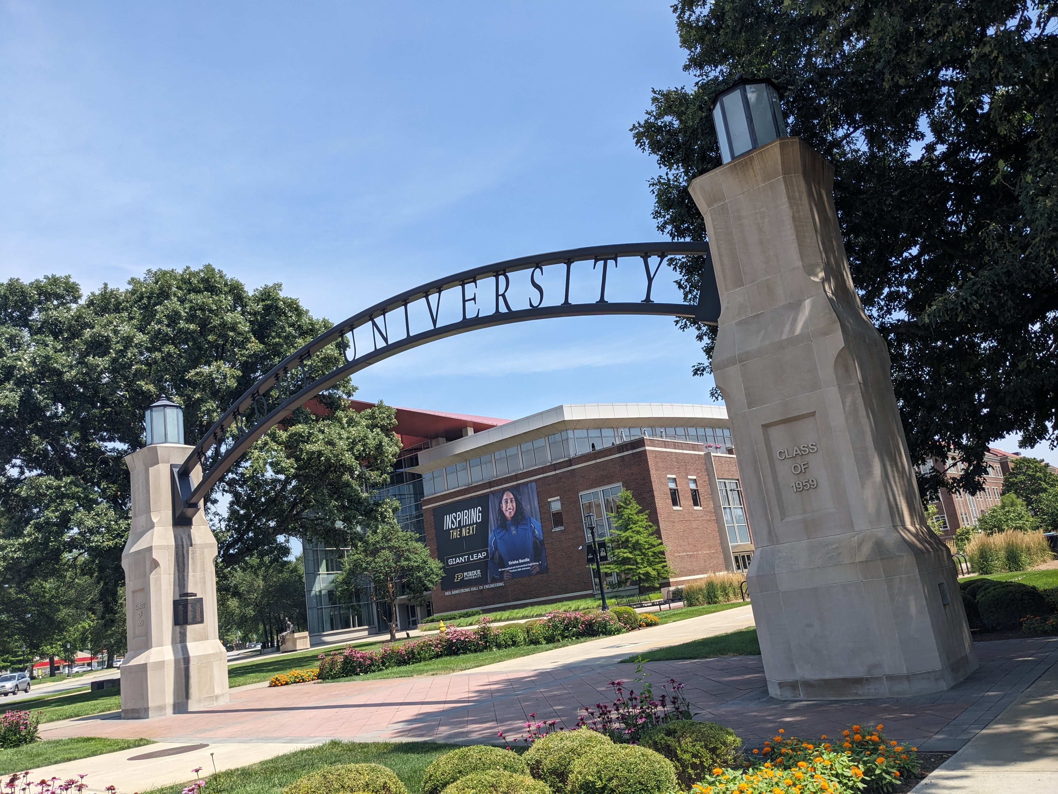 PXL 20230719 190552738