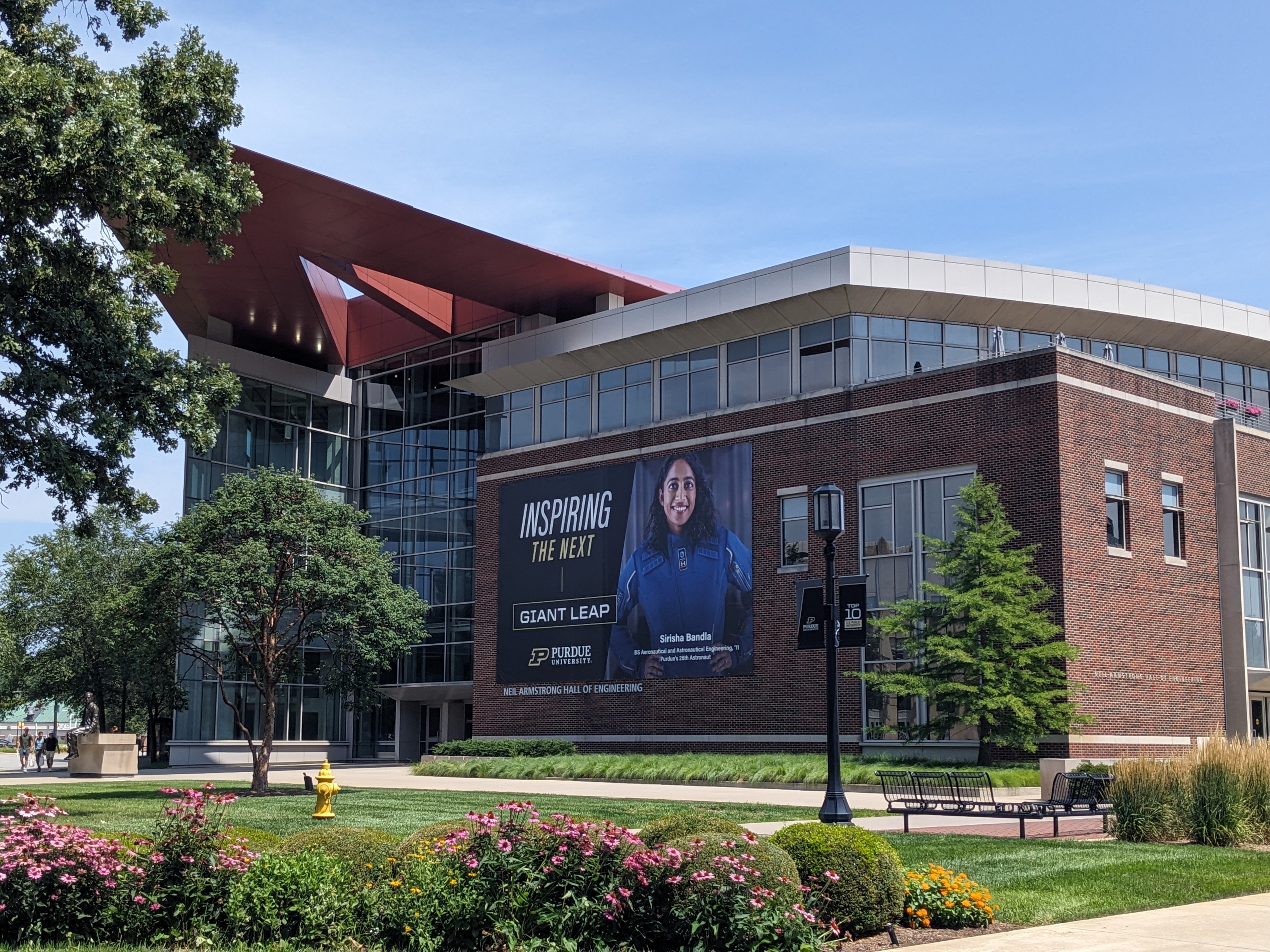 PXL 20230719 190624174