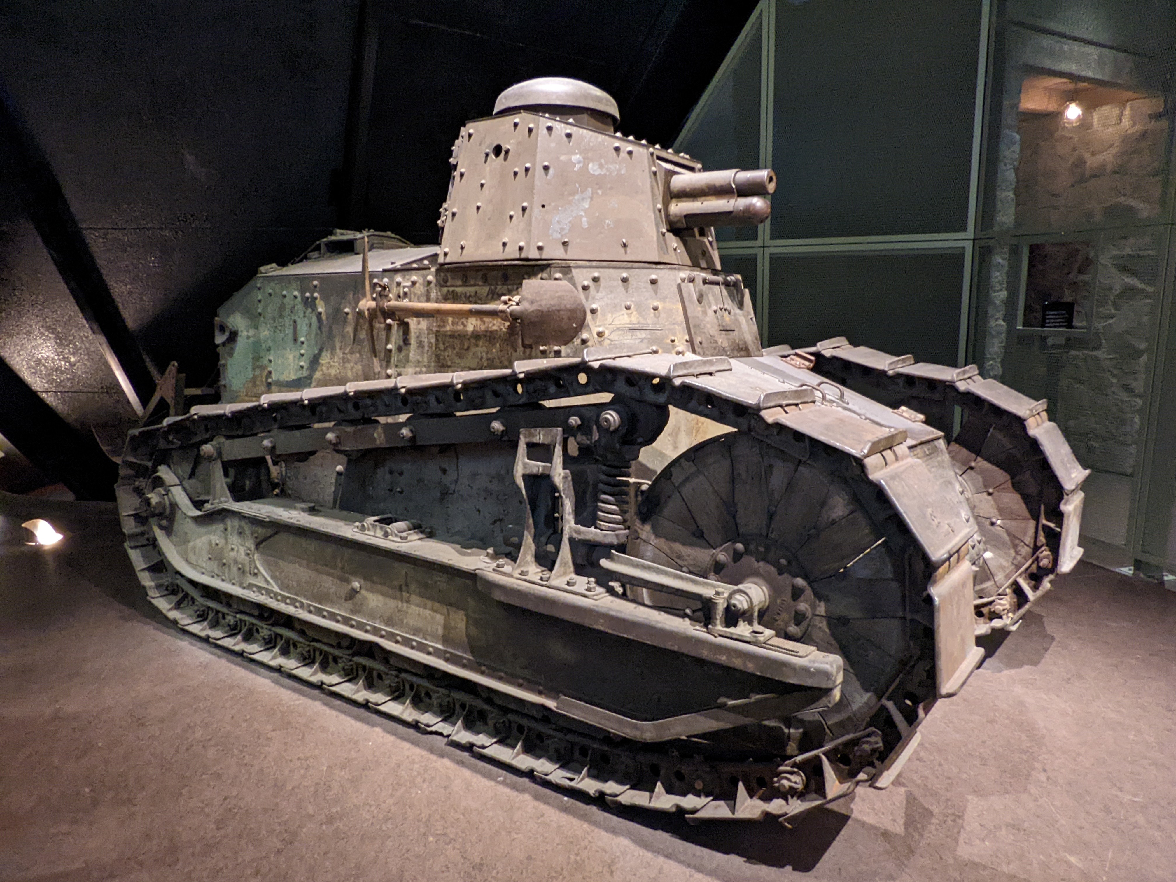 PXL 20220331 173138677