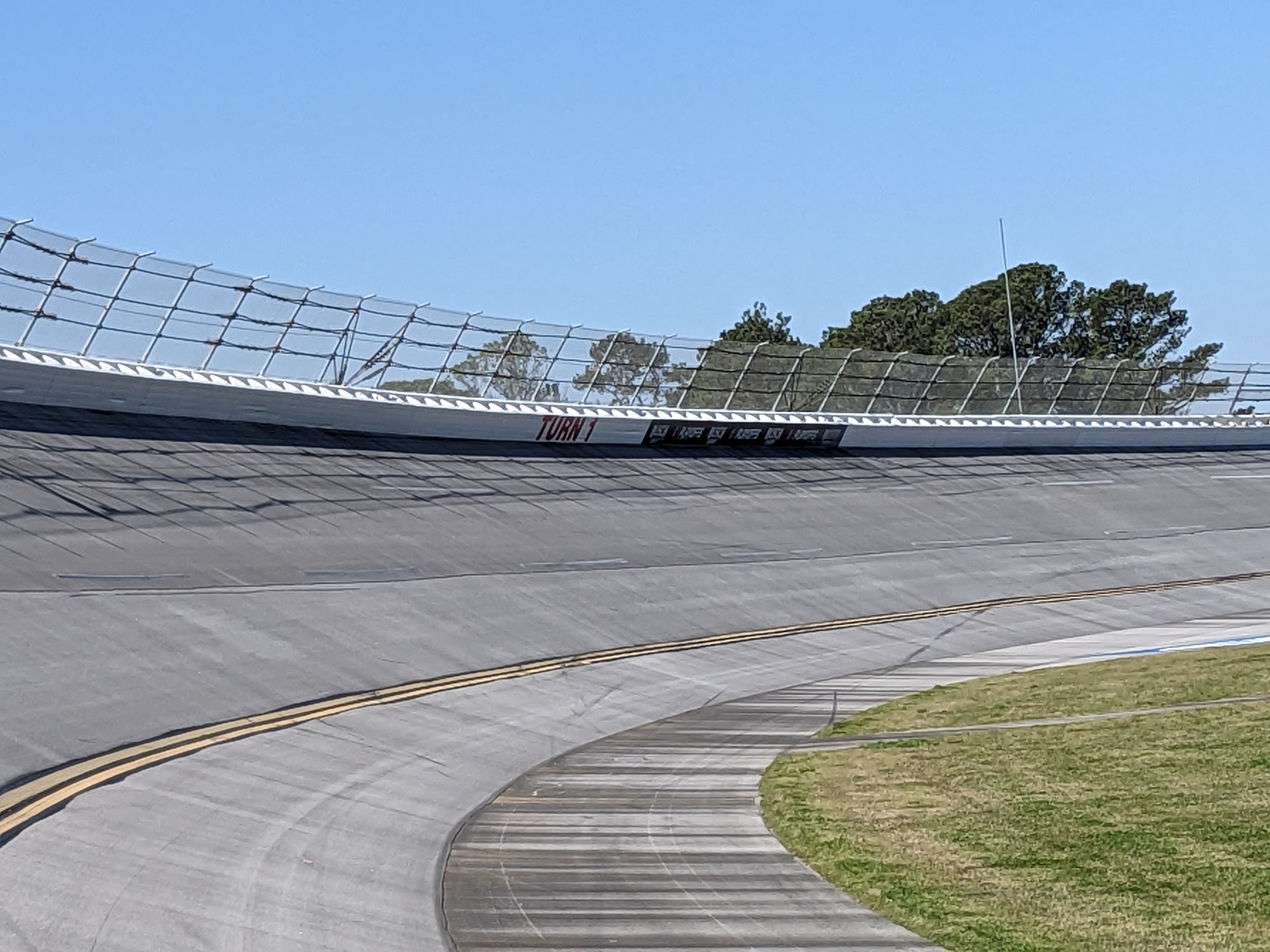 PXL 20230330 150743696