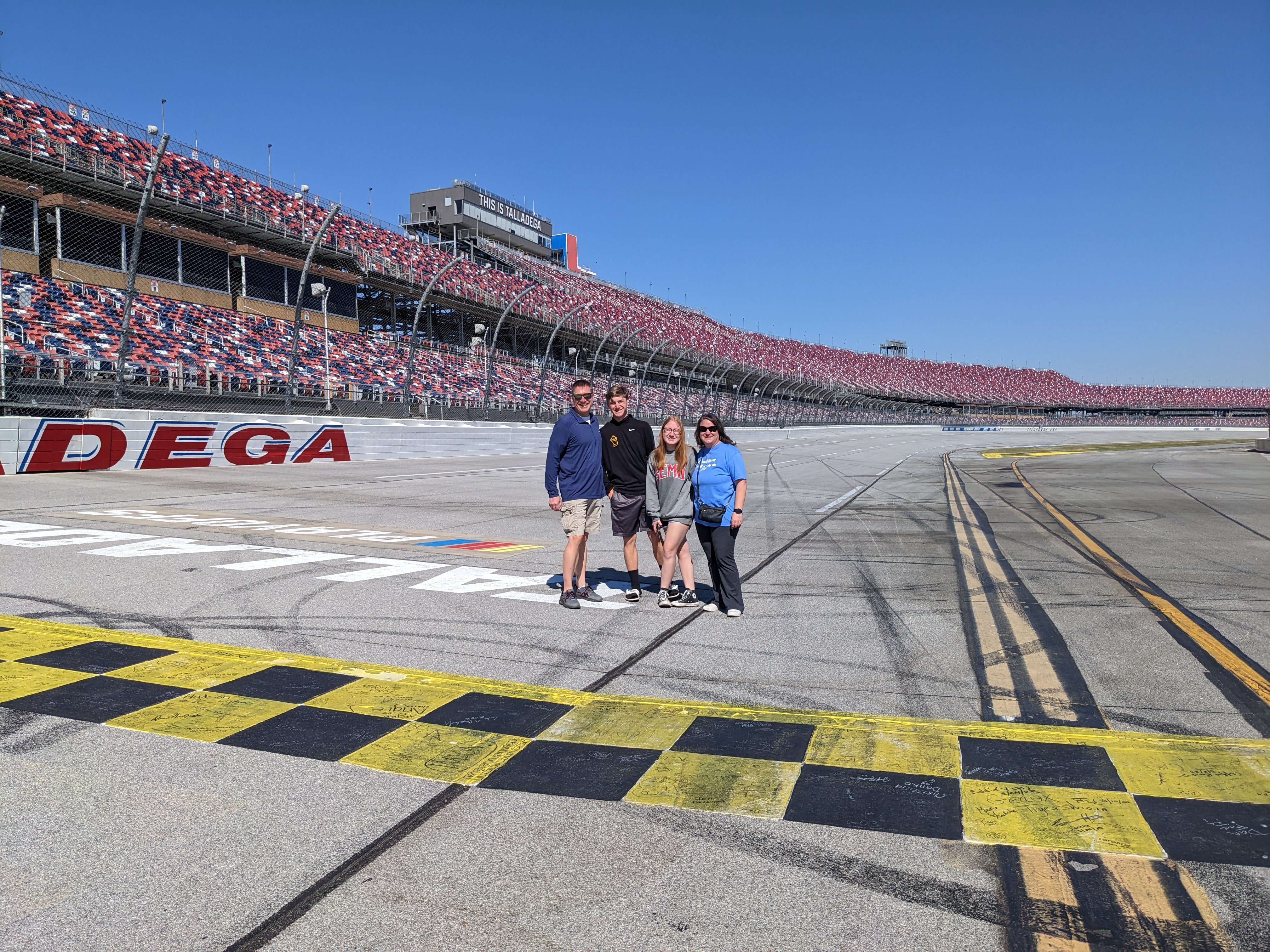 PXL 20230330 151619980