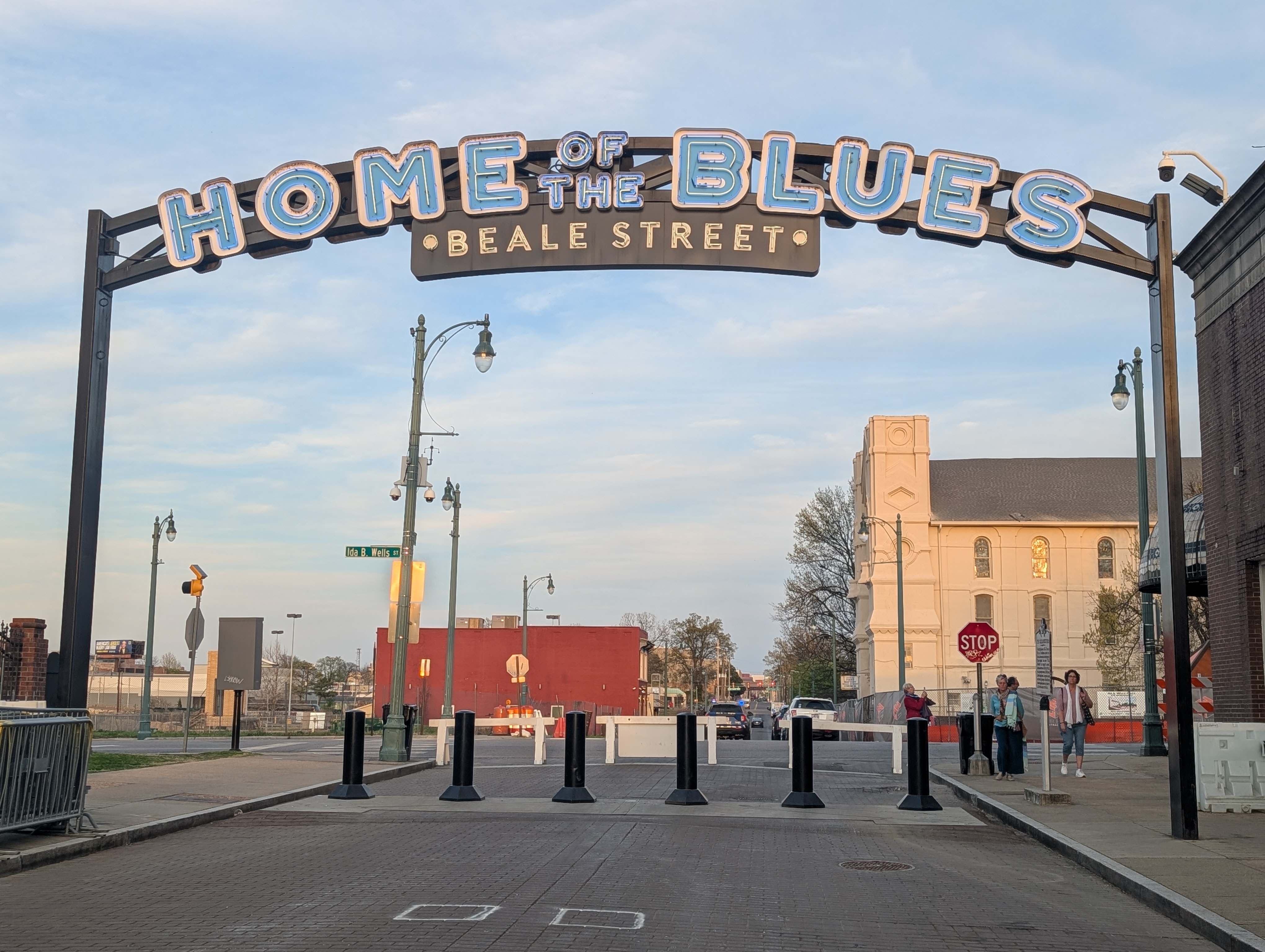 PXL 20250327 235215043