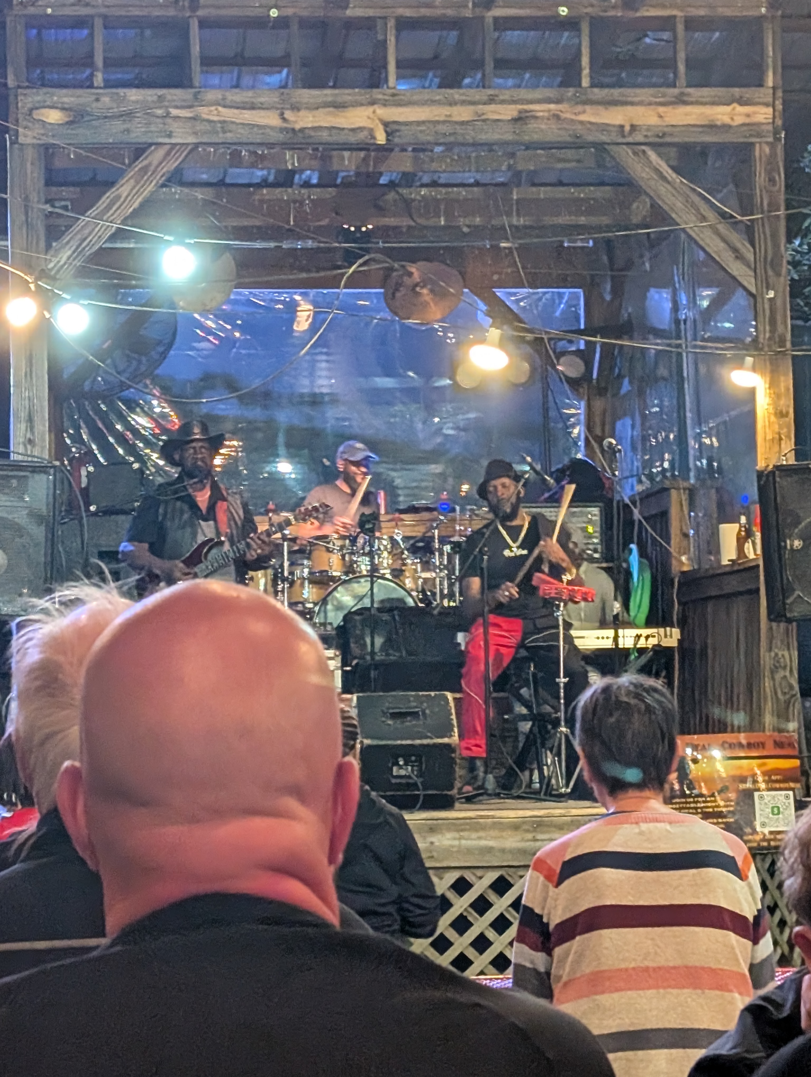 PXL 20250328 010206146