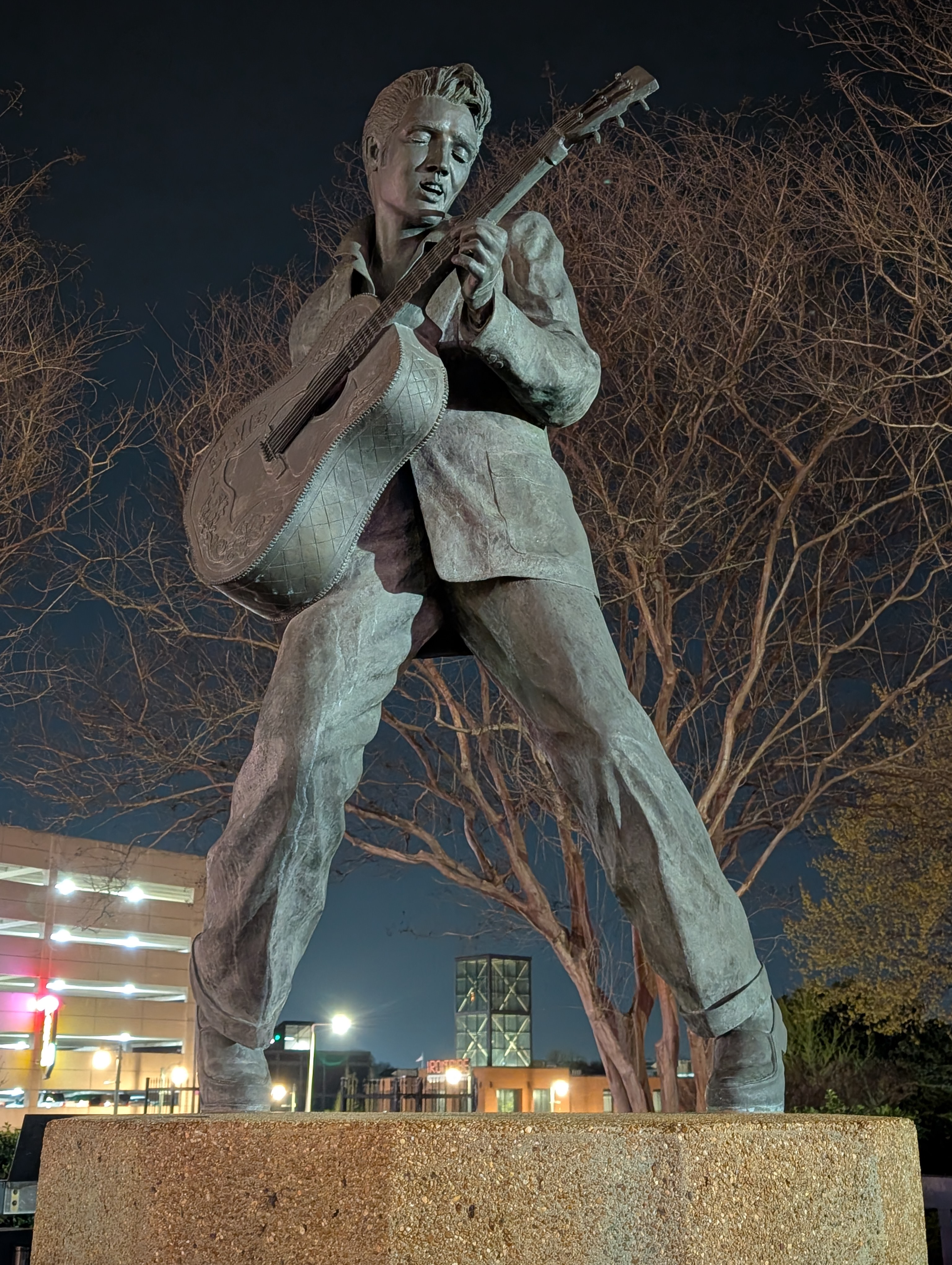 PXL 20250328 015156403