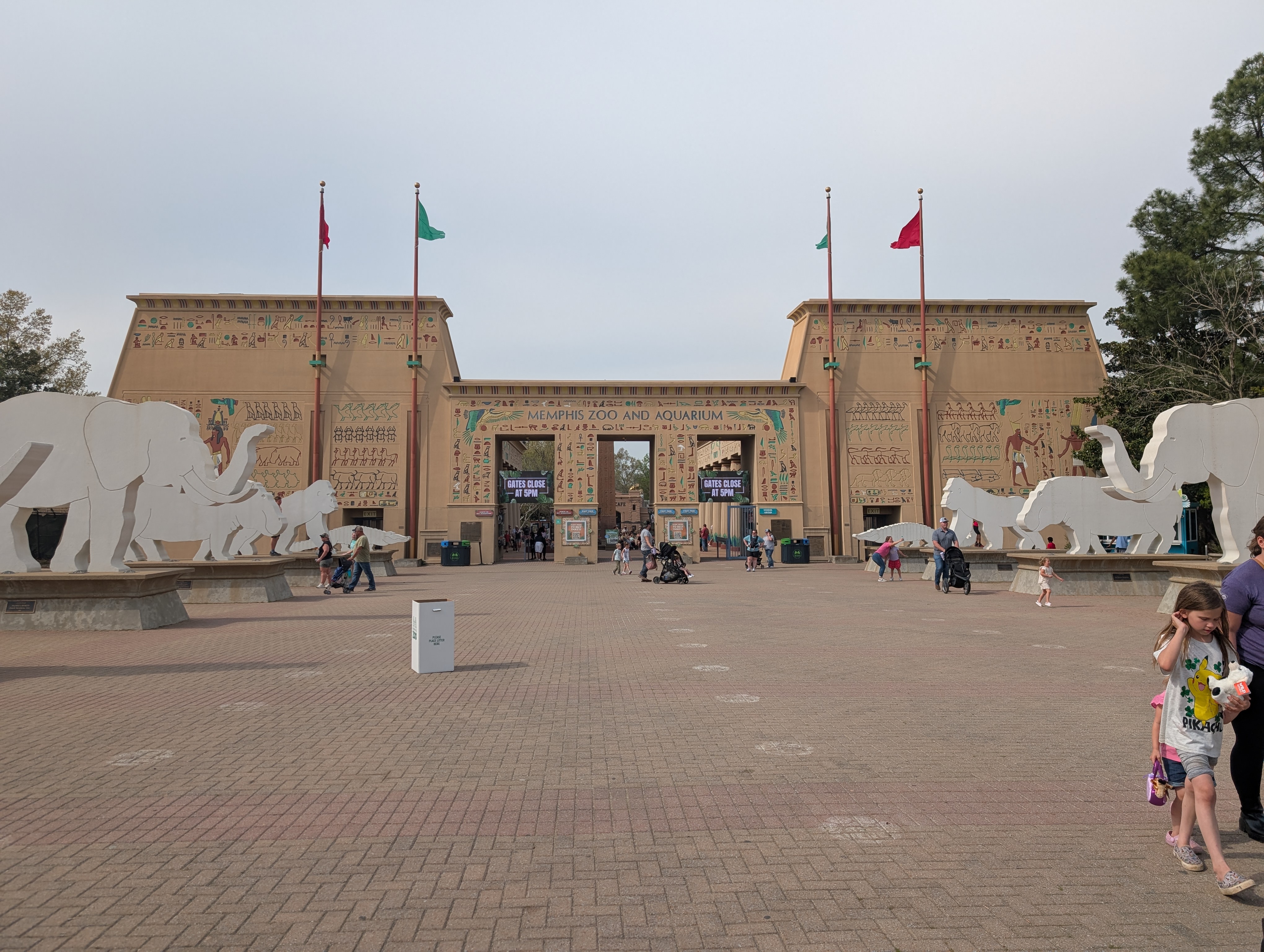 PXL 20250328 204257603