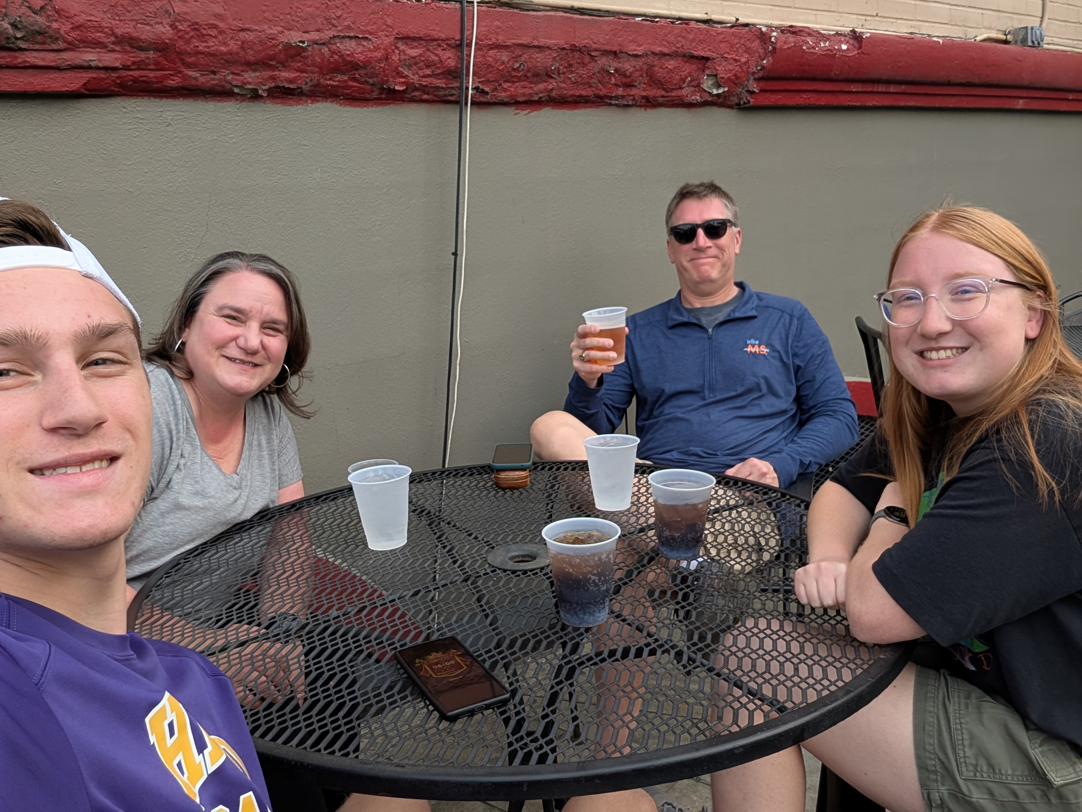 PXL 20250328 231049098