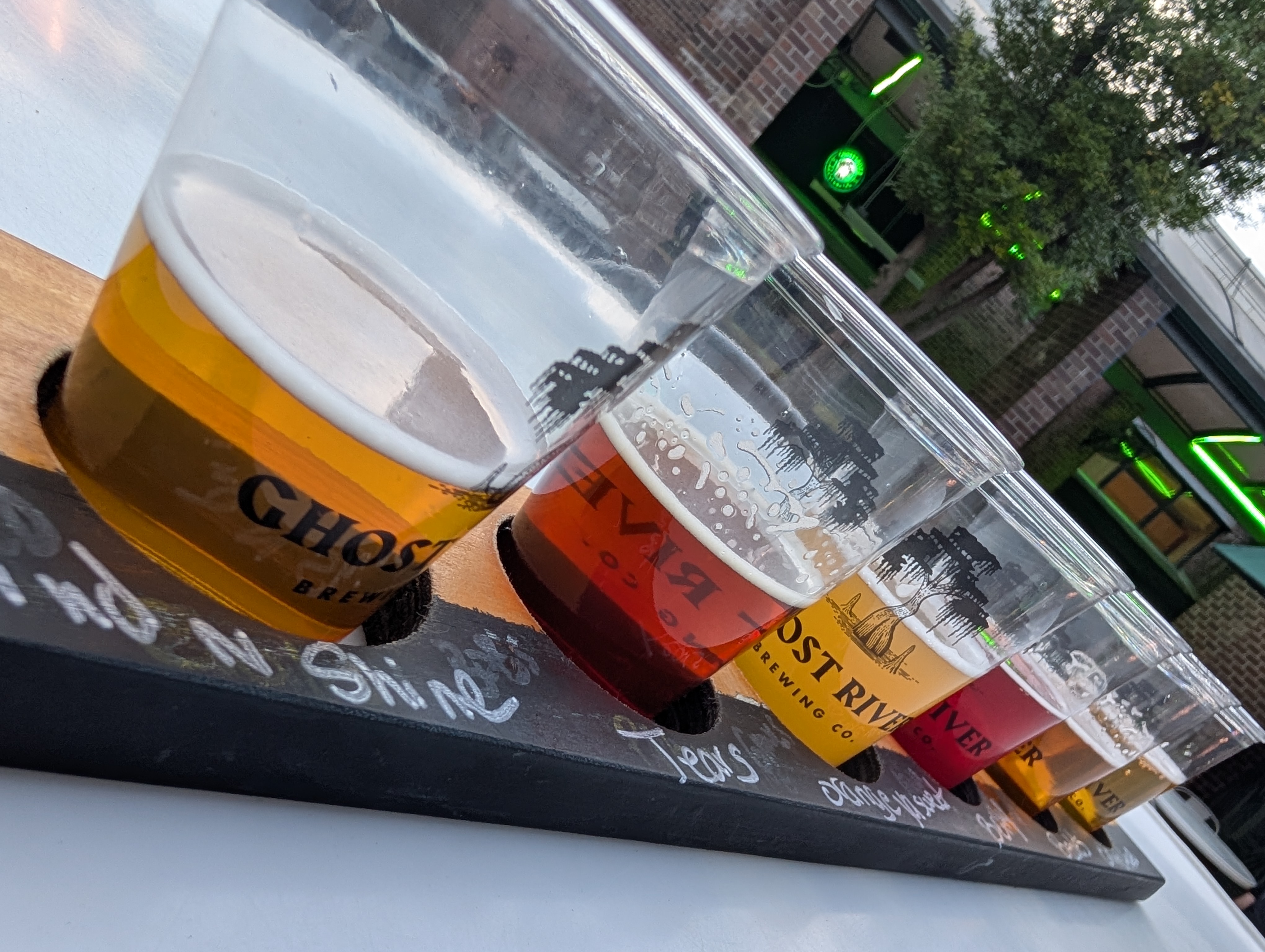 PXL 20250329 000948376