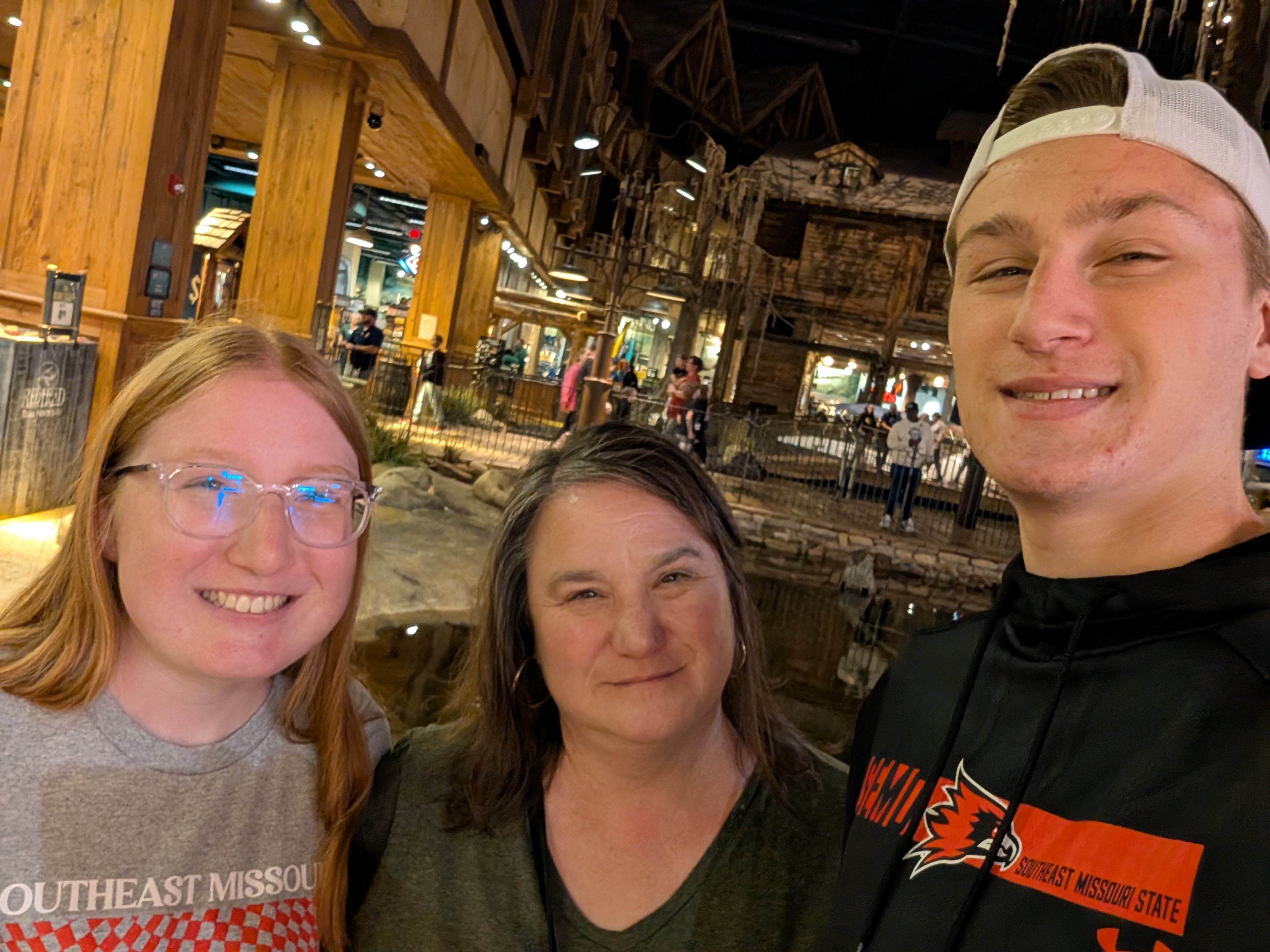 PXL 20250329 184050345