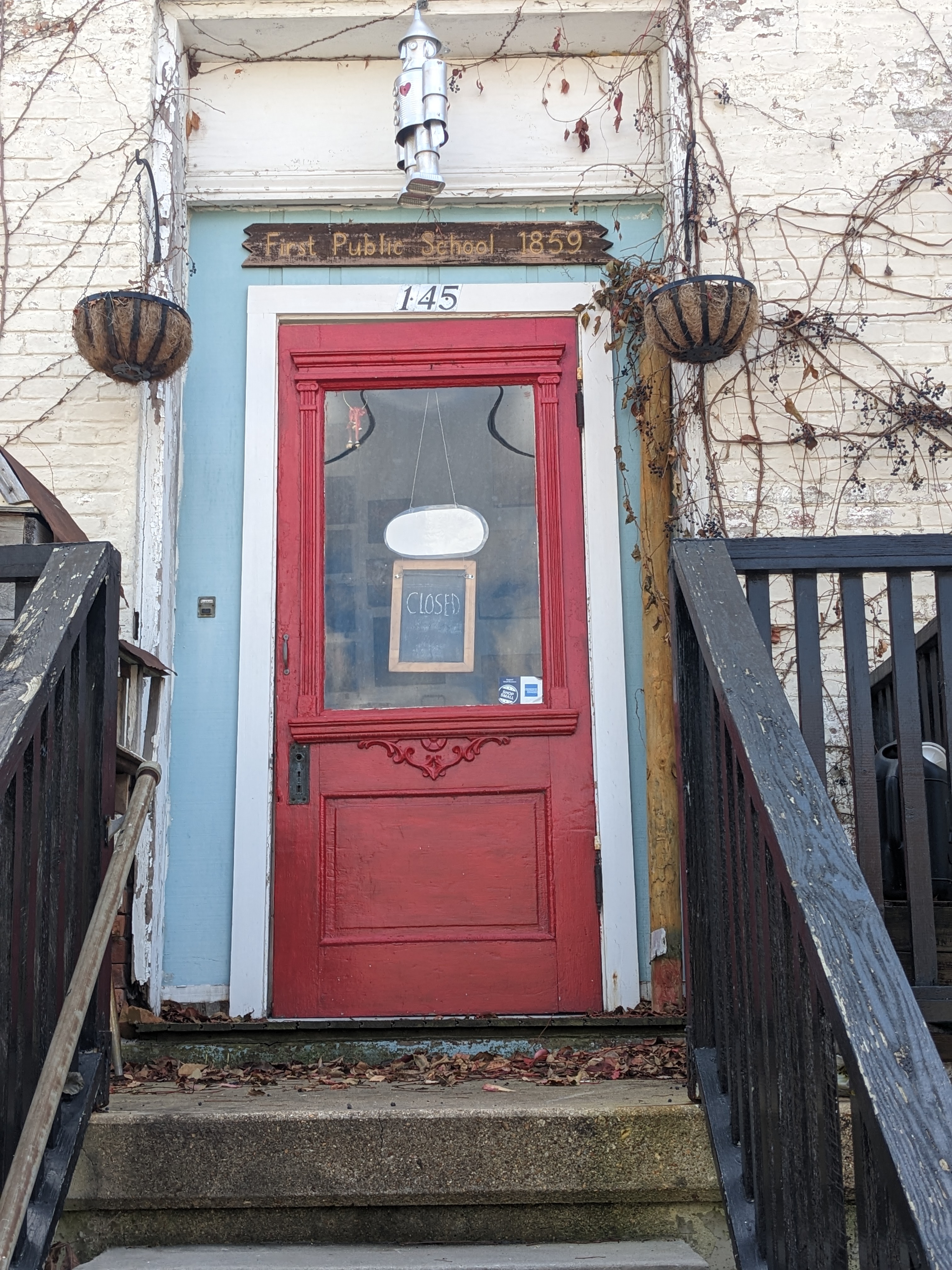 PXL 20231108 181808687