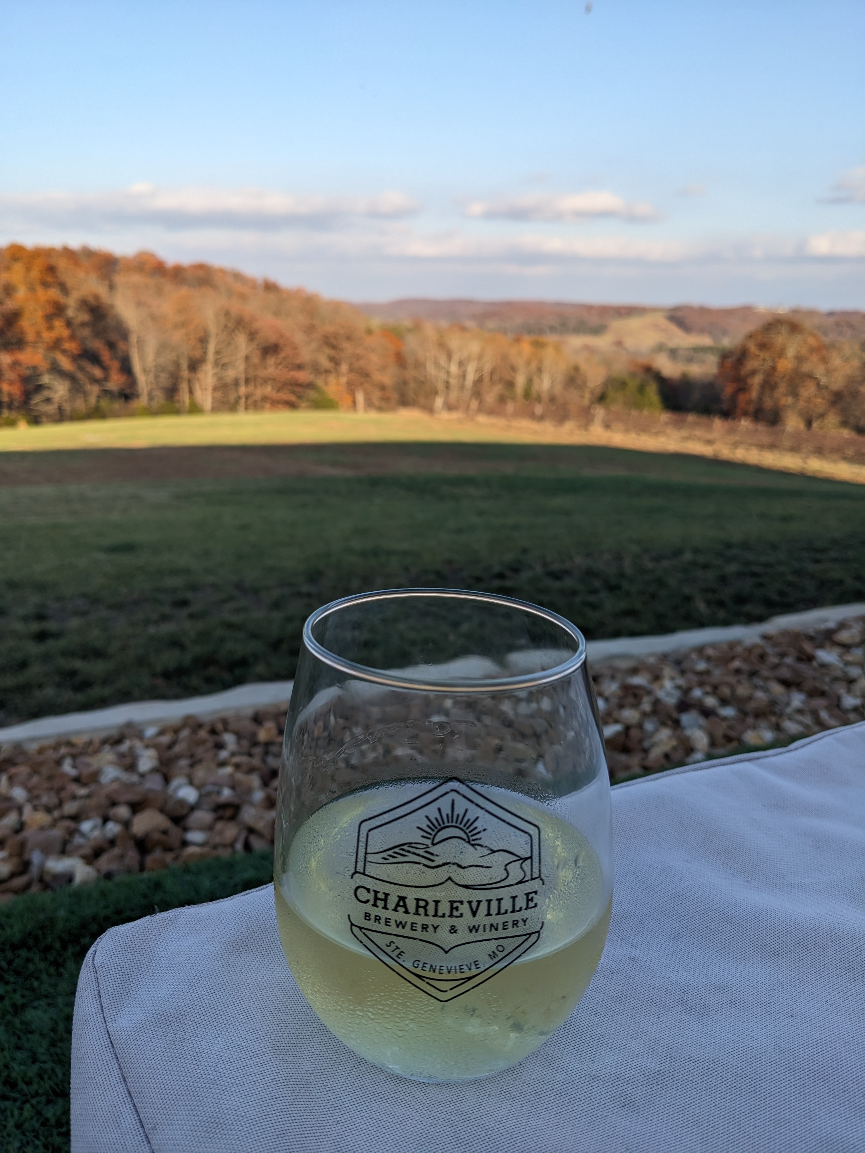 PXL 20231108 214605455