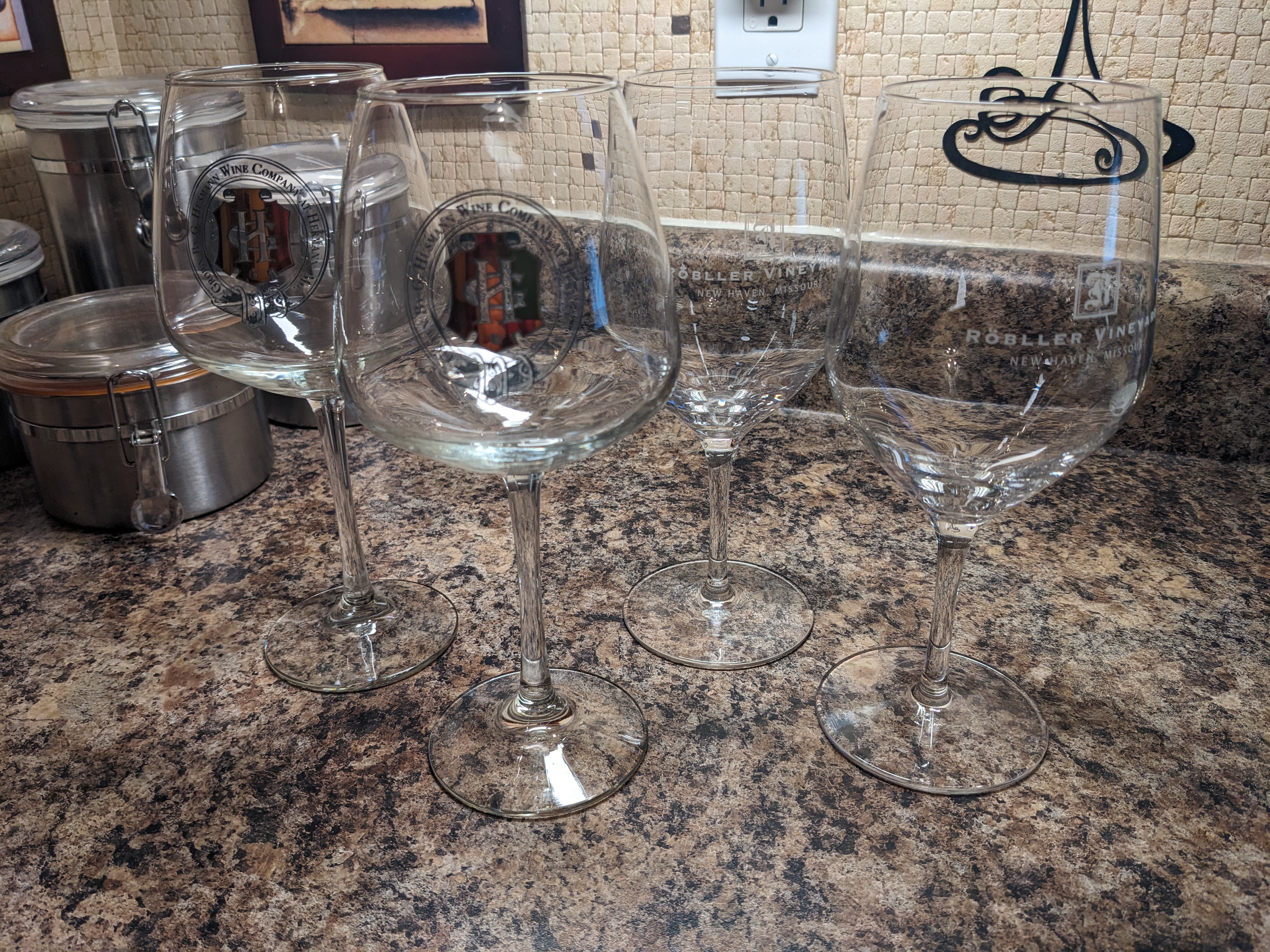 PXL 20231109 225538378