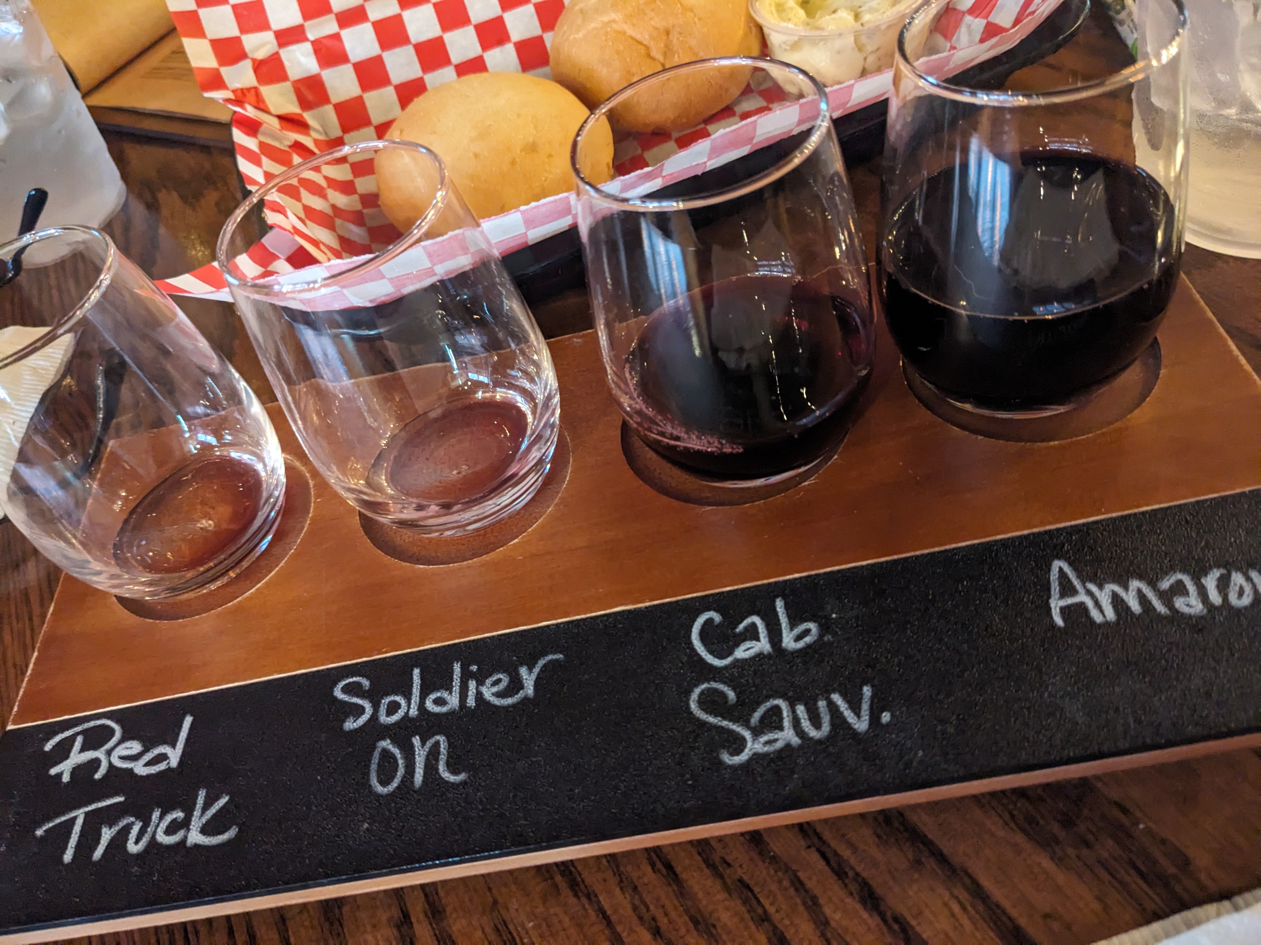 PXL 20241101 231804759