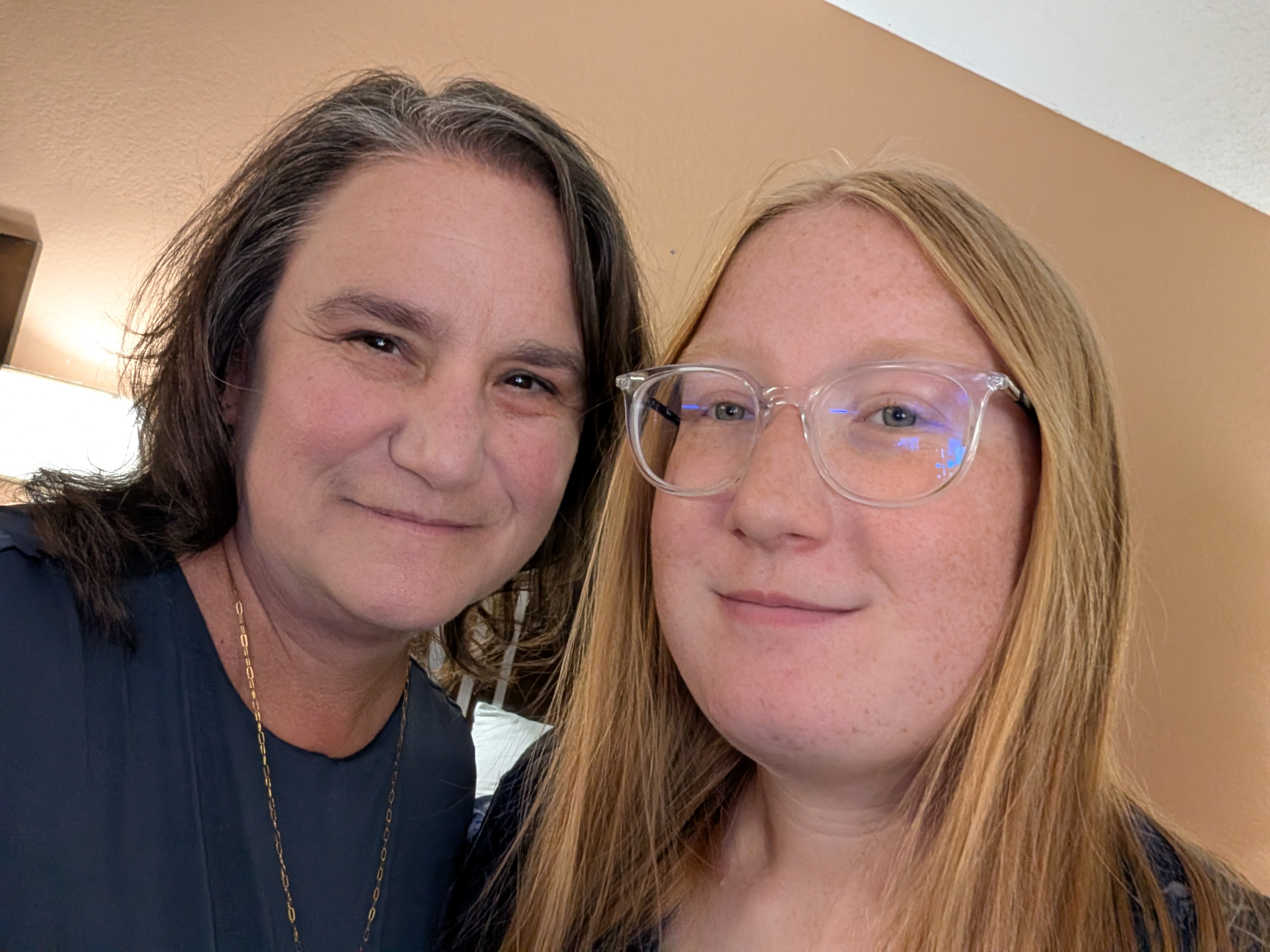 PXL 20251025 203235210