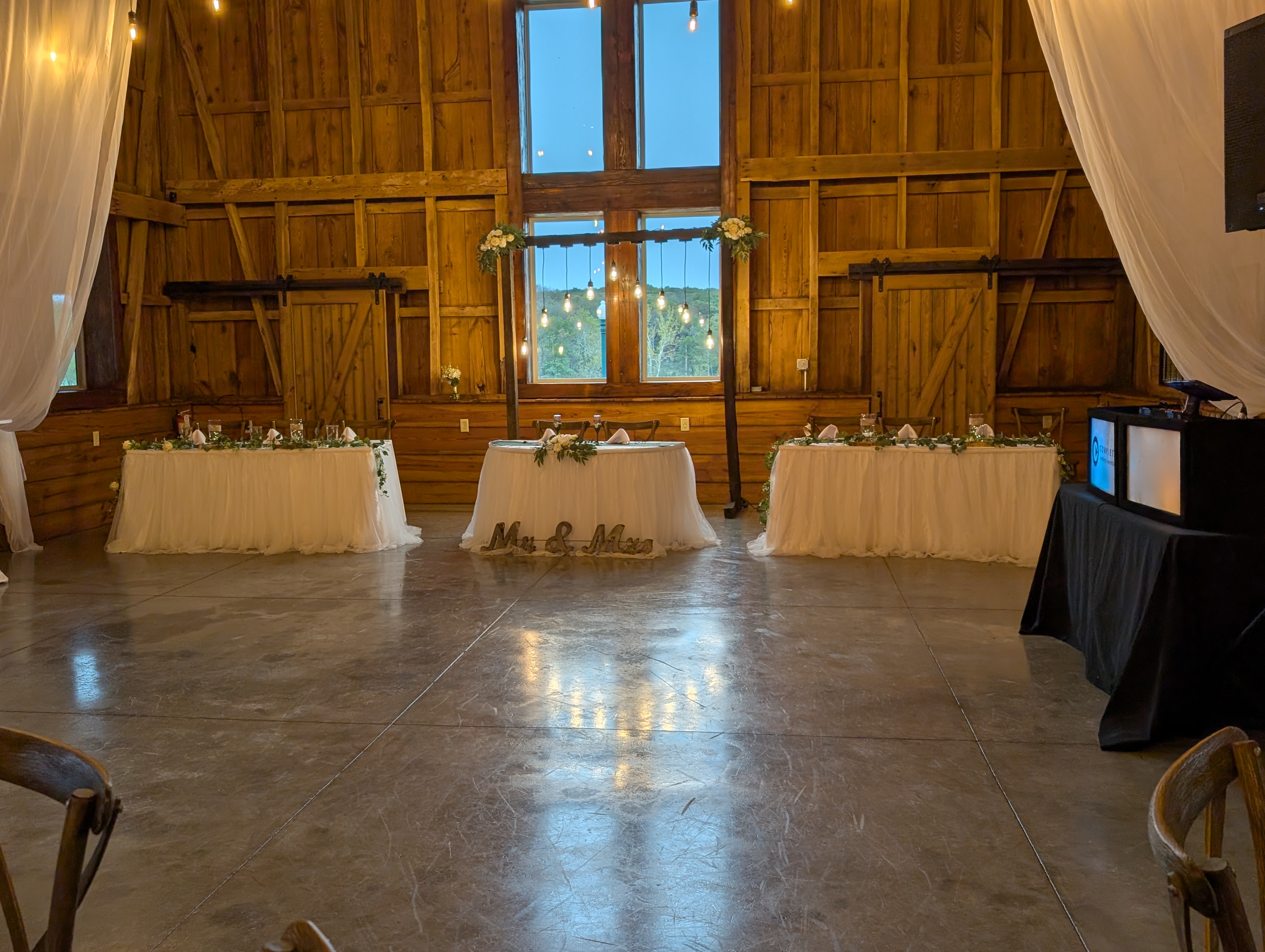 PXL 20251025 220058791