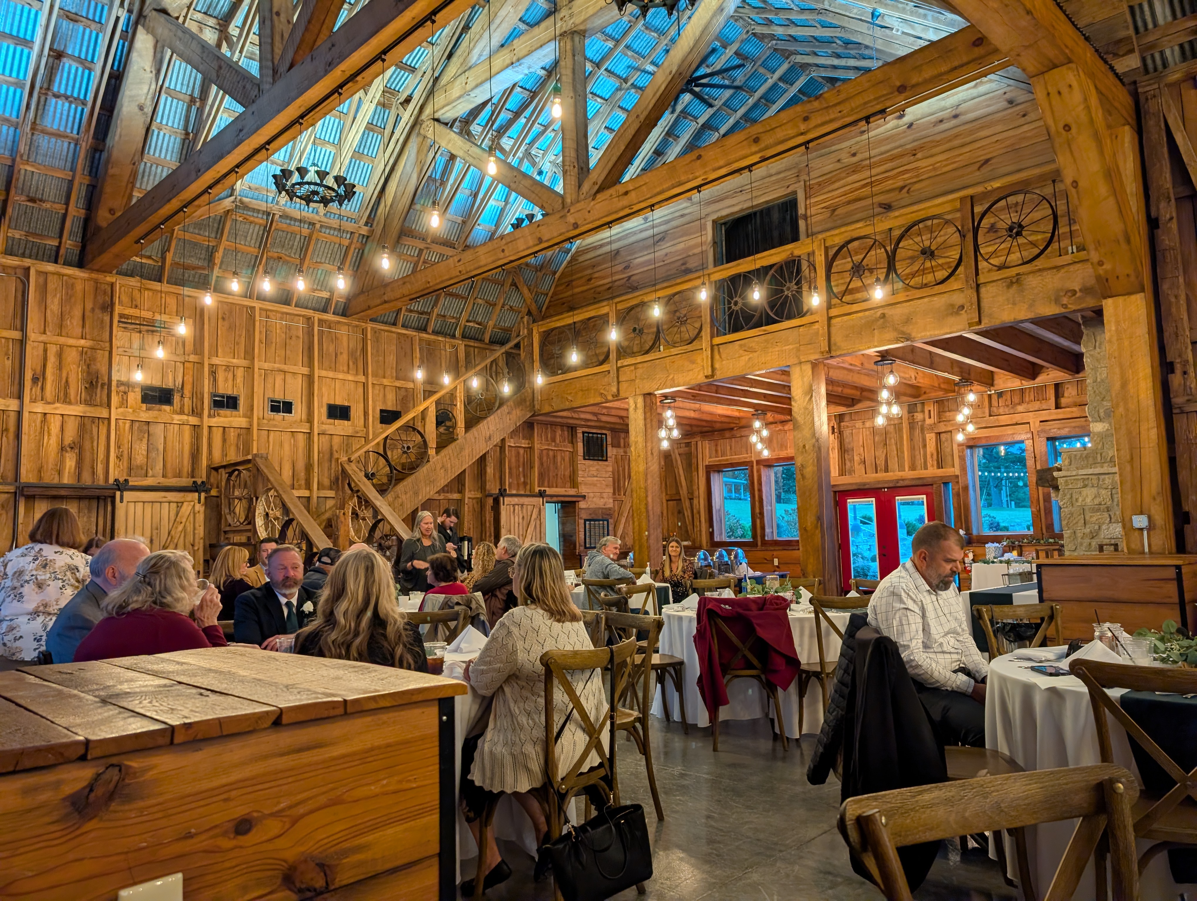 PXL 20251025 230057325