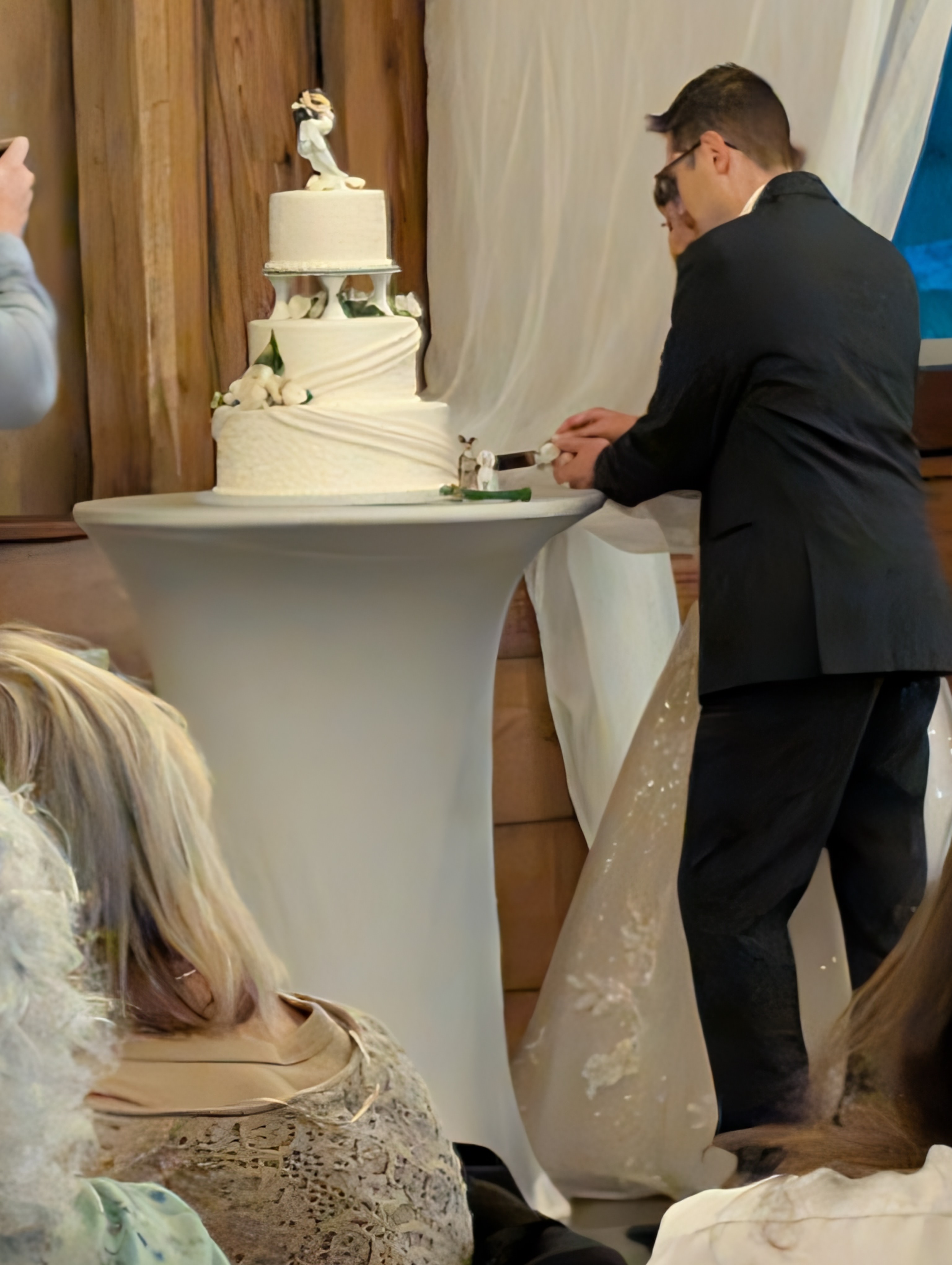 PXL 20251025 231837387