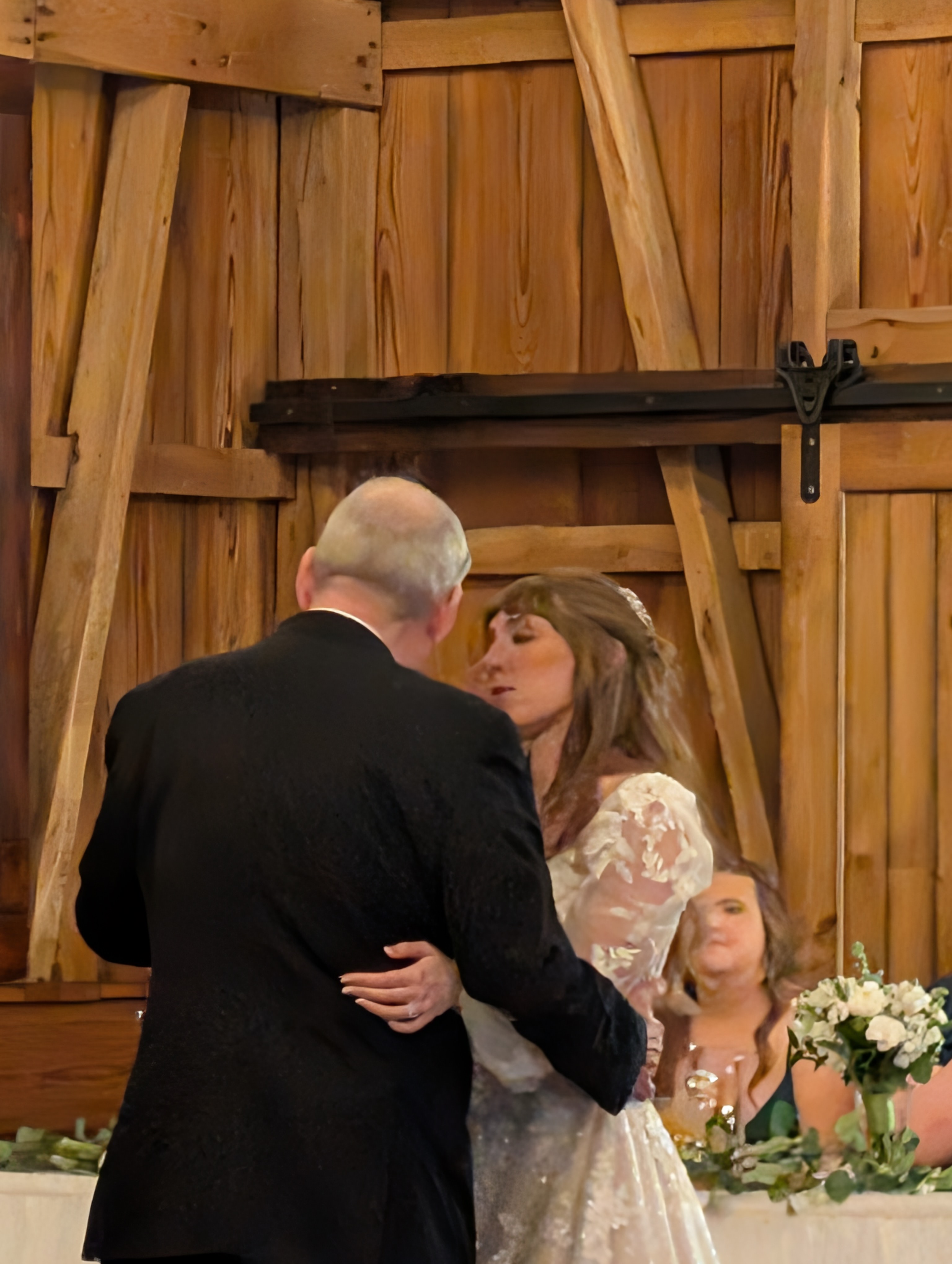 PXL 20251026 003652837