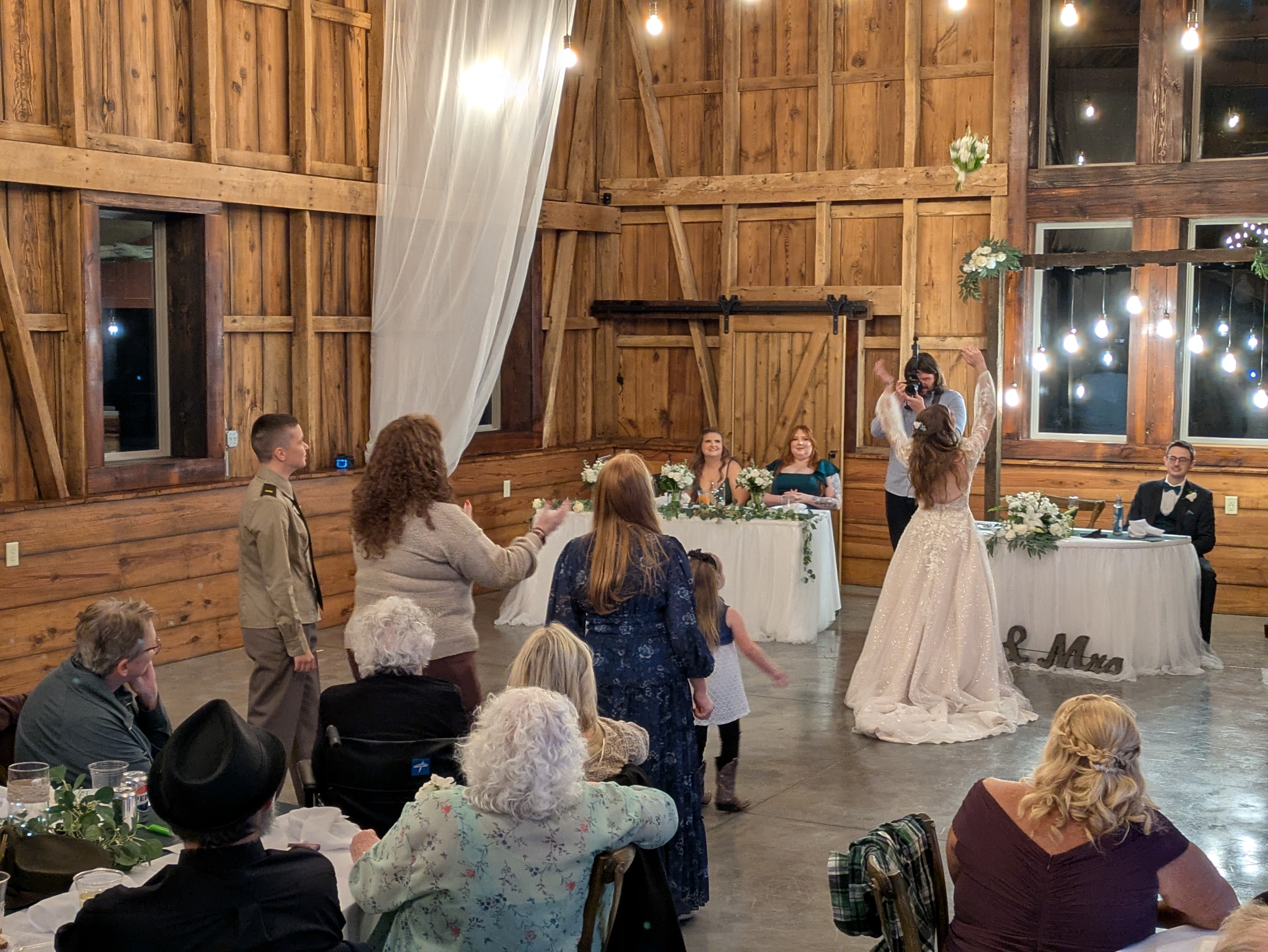 PXL 20251026 004525281.RAW 01.MP.COVER